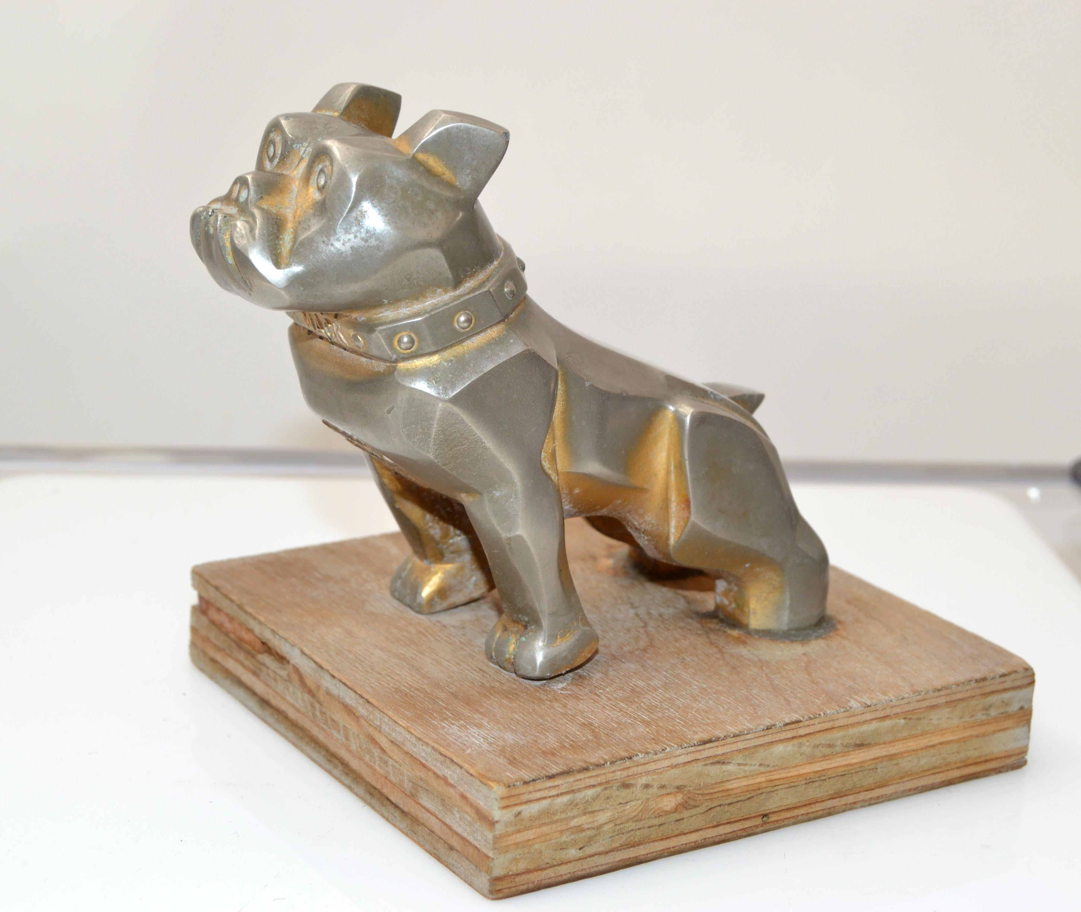 Vintage Design Patent Mack Trucks Bull Dog Figurine, Statue, Animal Sculpture For Sale 2