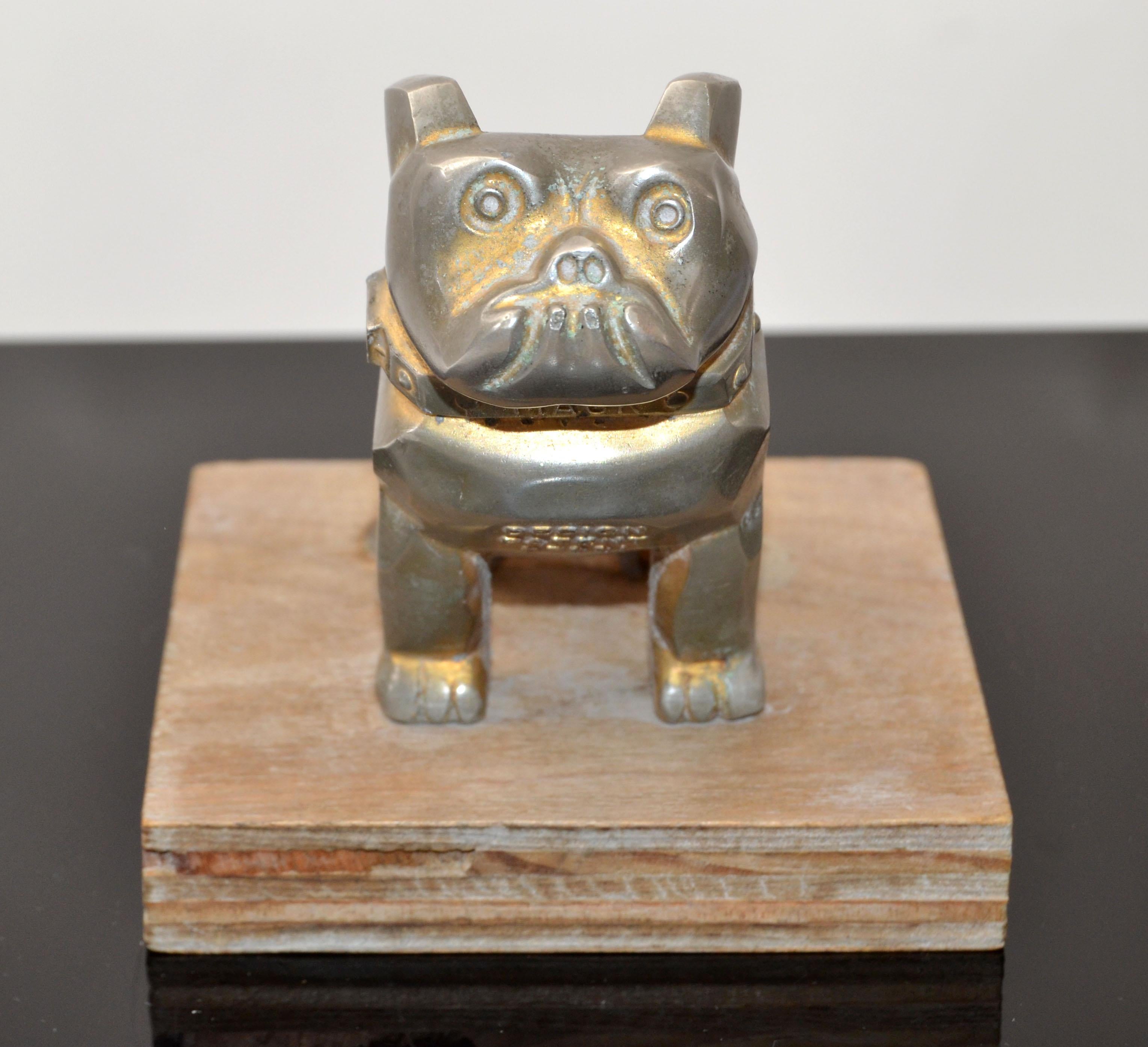 Patent Mack Trucks Bull Dog Figur, Statue, Tier-Skulptur, Vintage im Zustand „Gut“ im Angebot in Miami, FL