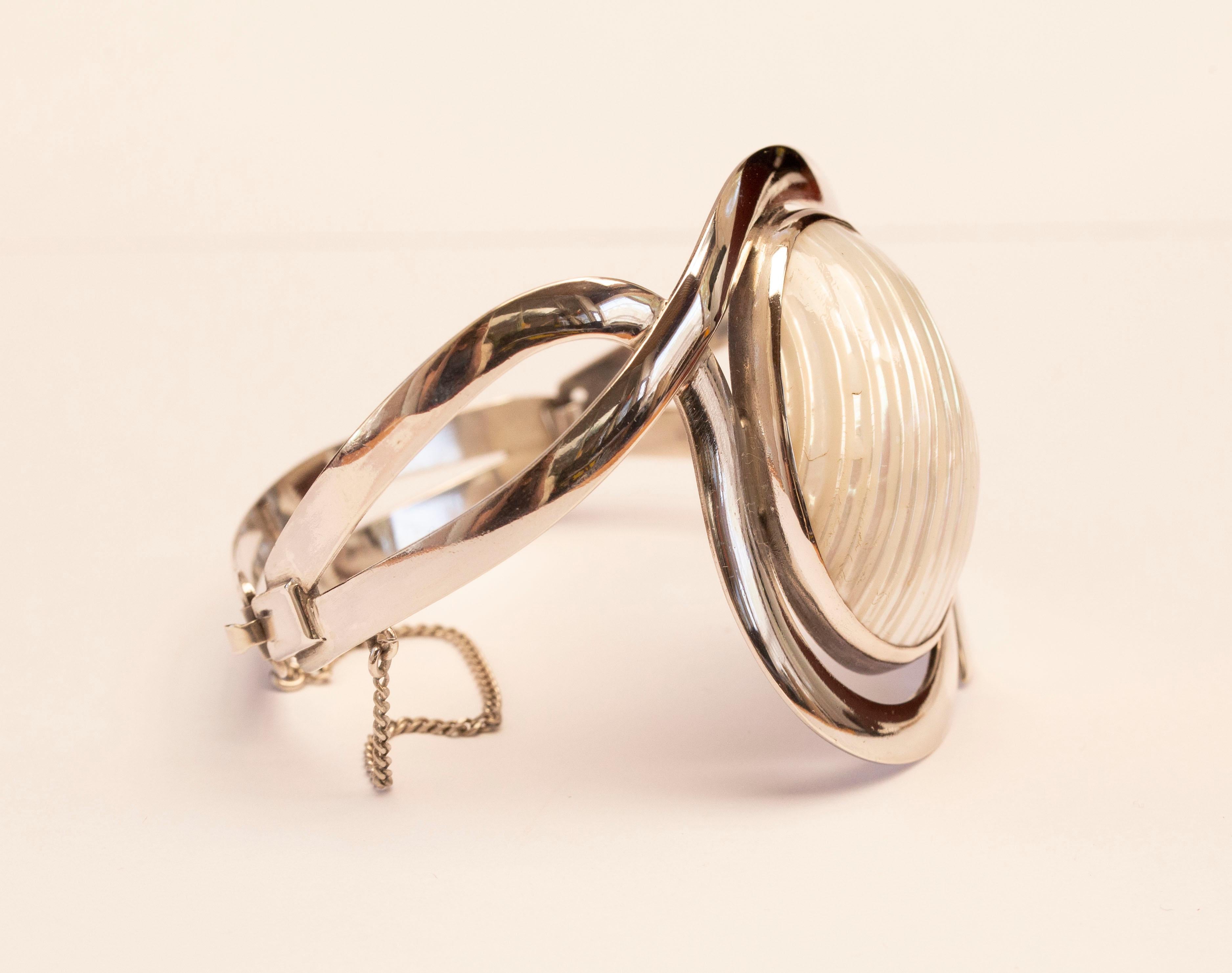 Moderne Bracelet jonc vintage en argent sterling poli 925 avec coquillage en vente