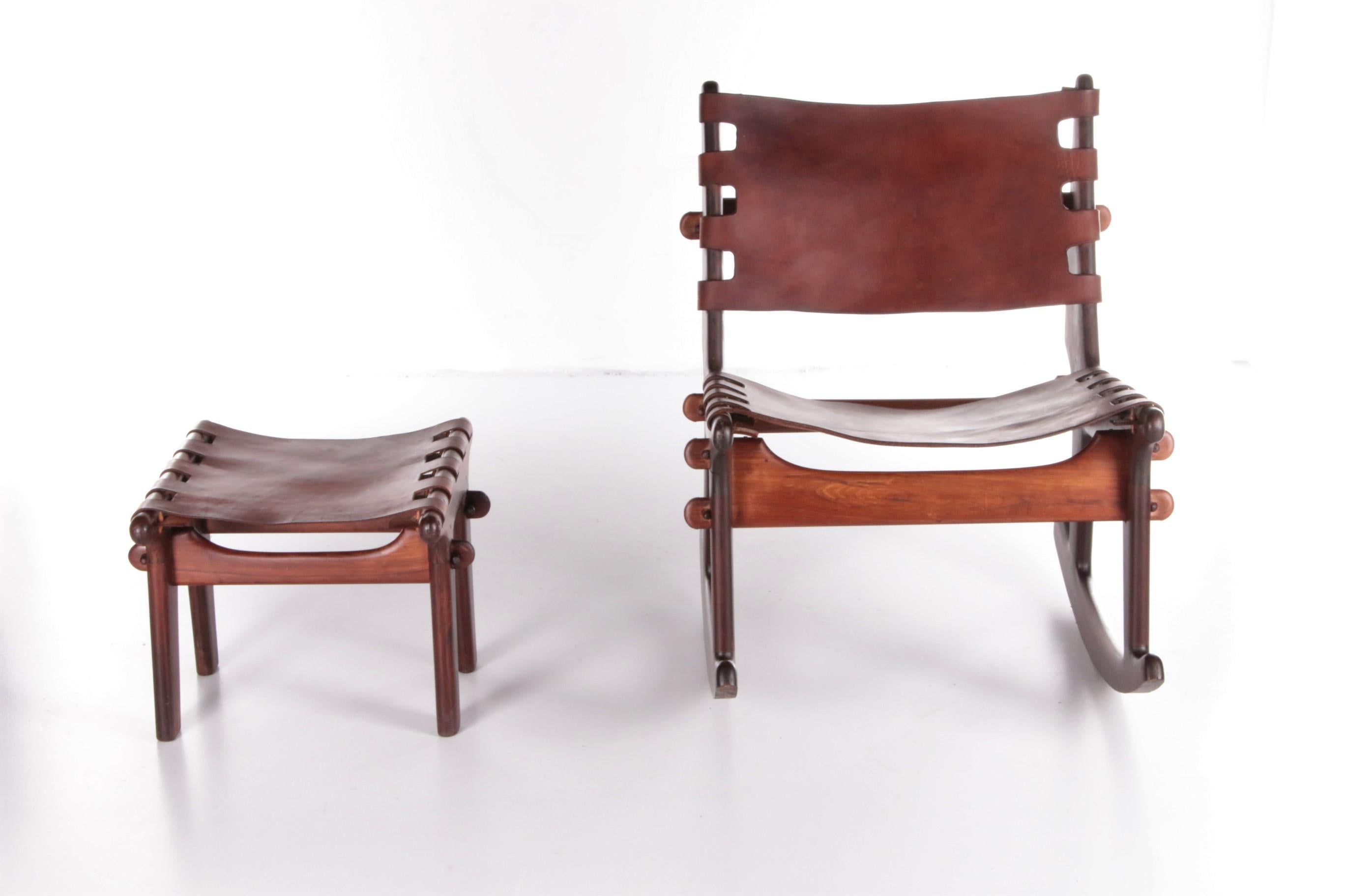 Rocking Chair im Vintage-Design von Angel Pazmino, 1960 (Mitte des 20. Jahrhunderts) im Angebot