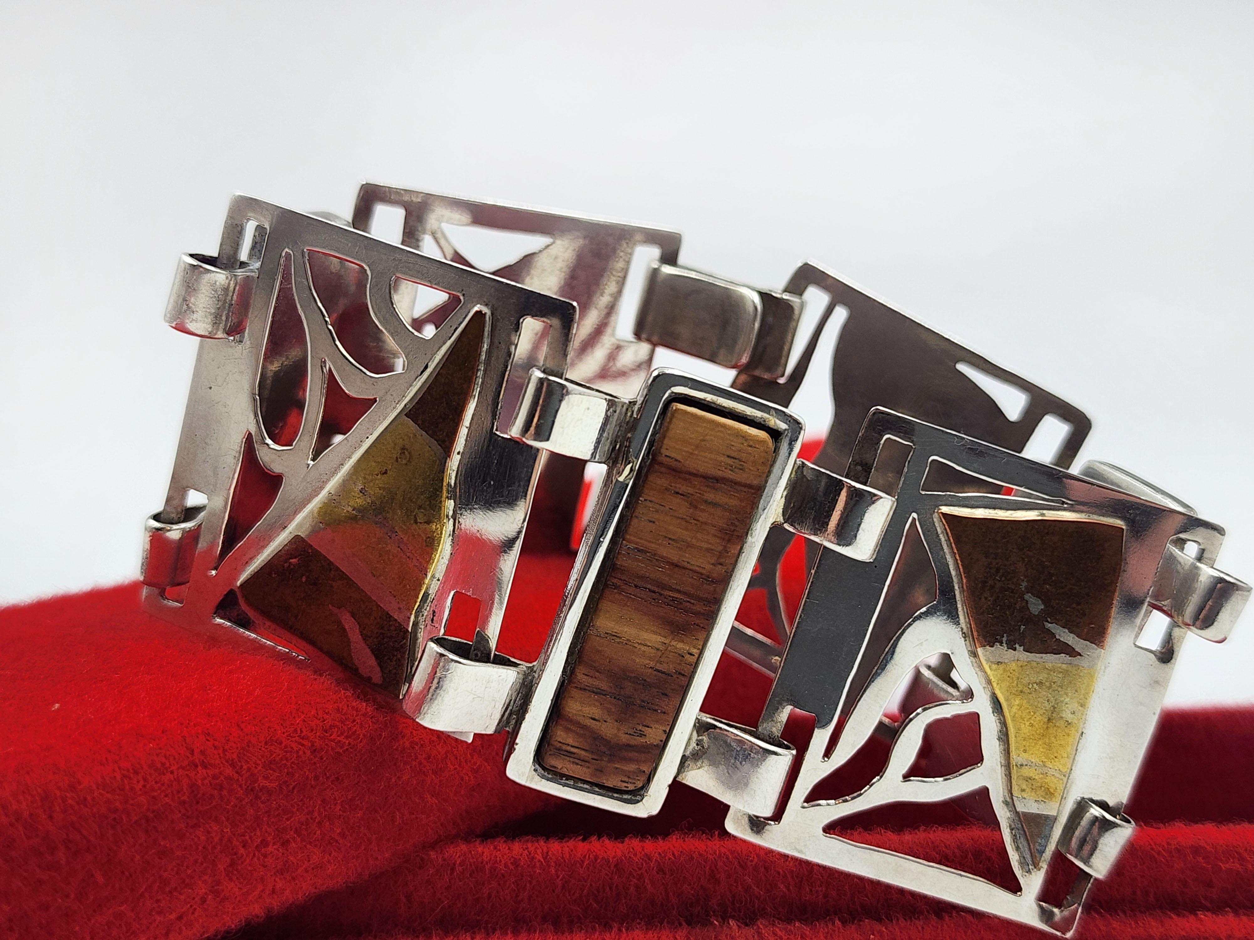 Post-Modern Vintage Design Silver Bracelet For Sale