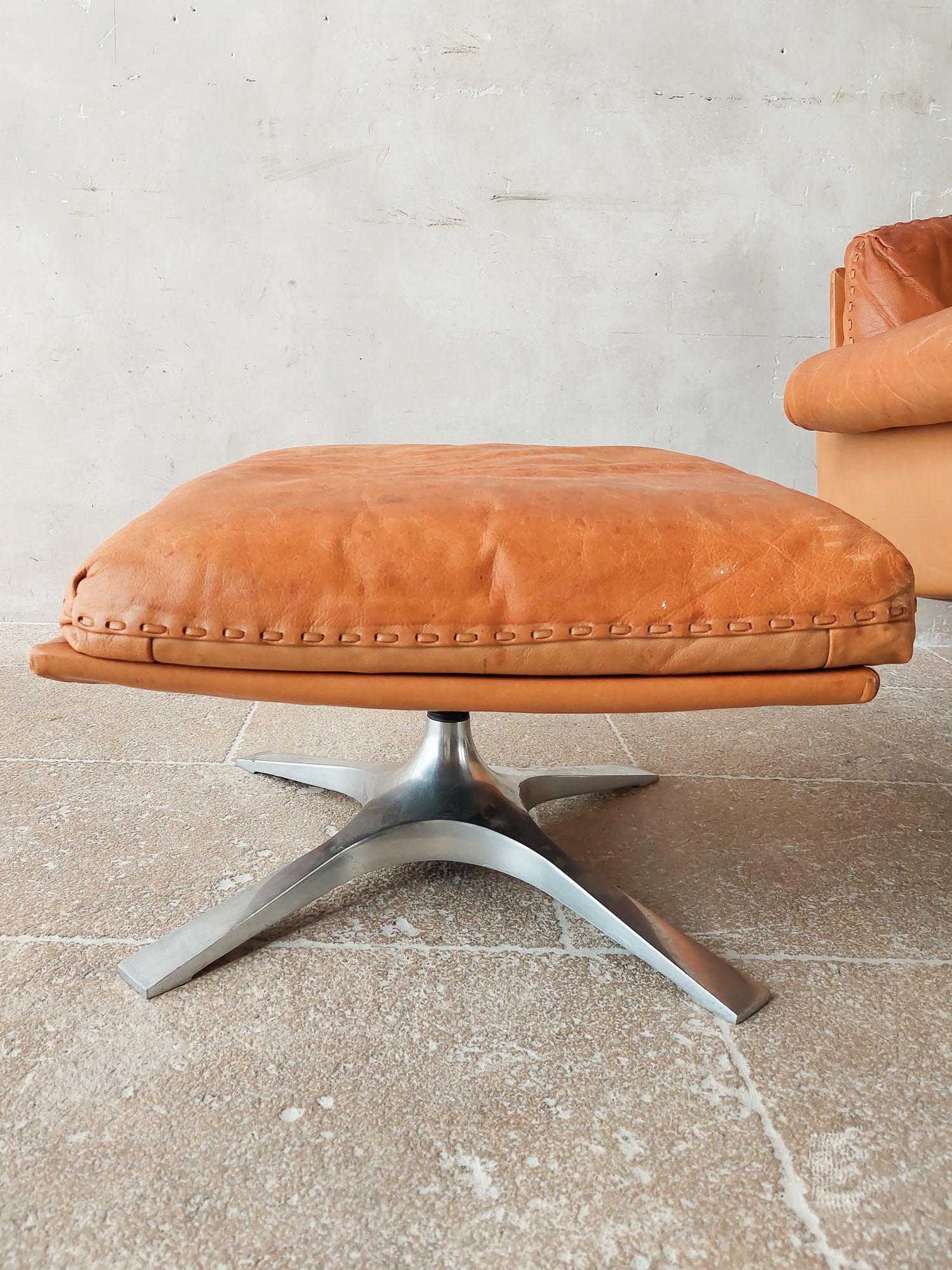 Vintage design sofa from De Sede and hocker , model DS31, in cognac leather 6