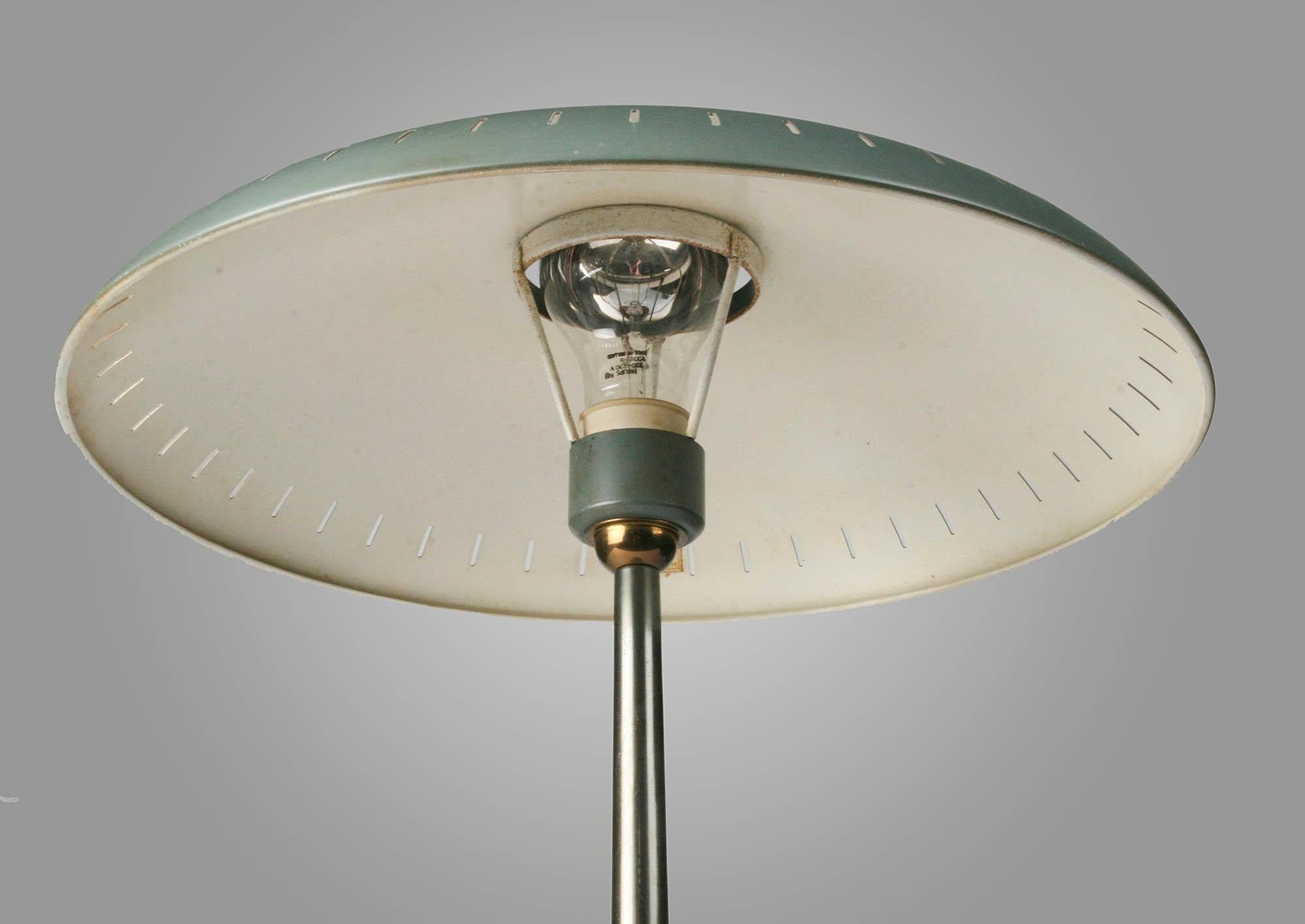 Metal Vintage Design Table Lamp from Philips, Design by Louis Kalff, Mid-20th Century