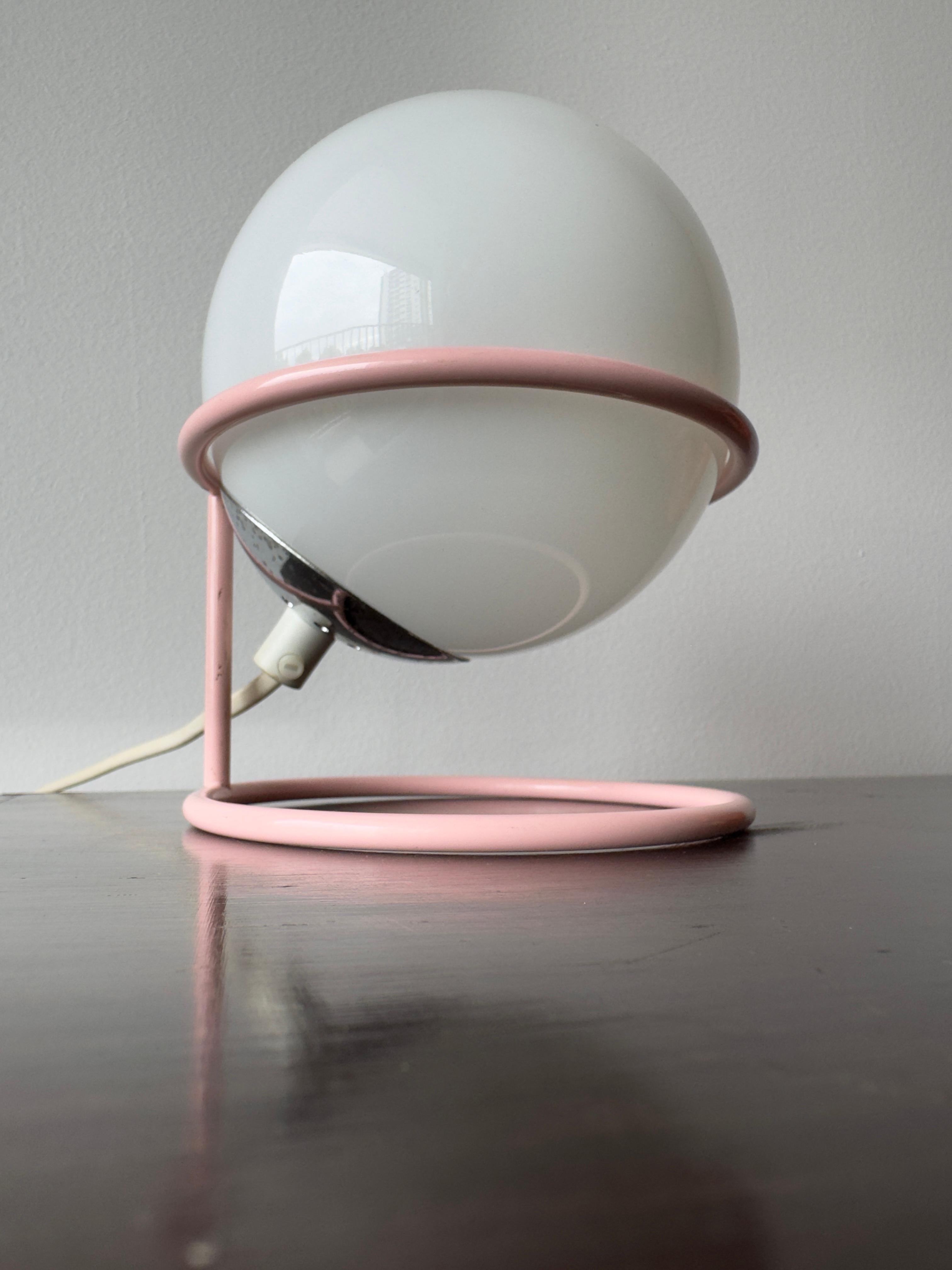 Vintage Design Table Lamp with Opaline Globe, 1970s–80s For Sale 3