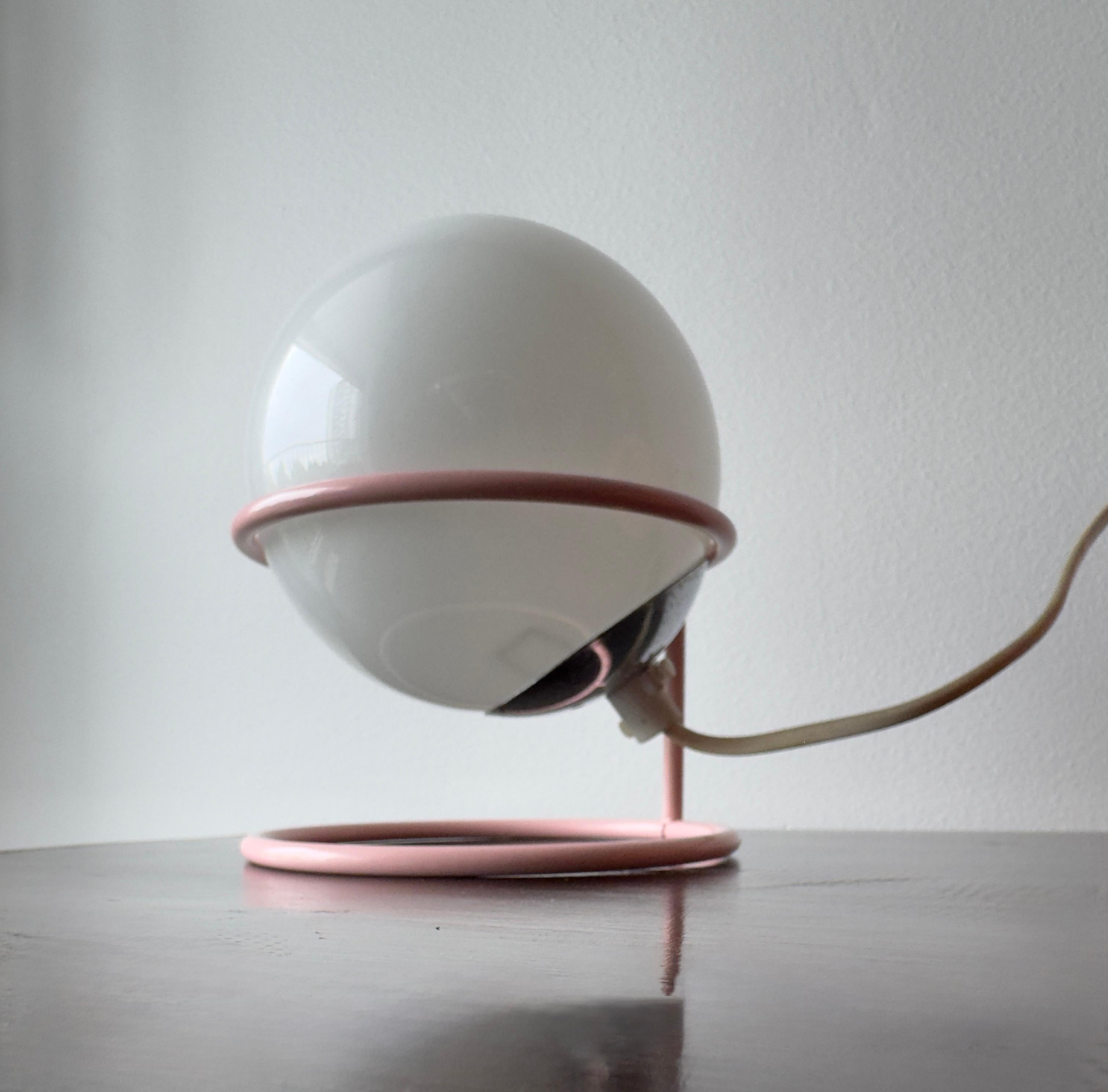 Vintage Design Table Lamp with Opaline Globe, 1970s–80s For Sale 1