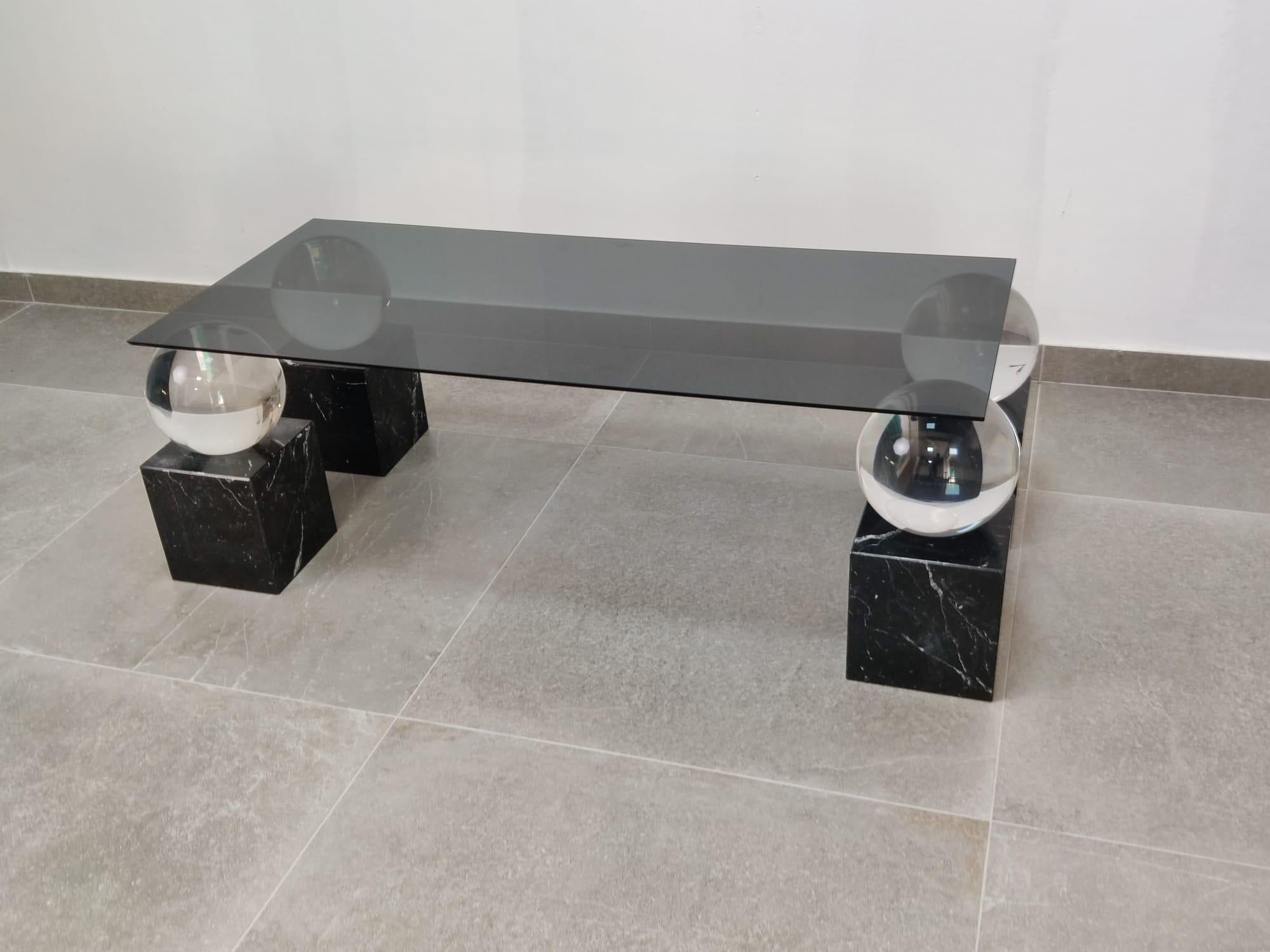 Mid-Century Modern Table design vintage avec sphères et marbre, 1970 en vente