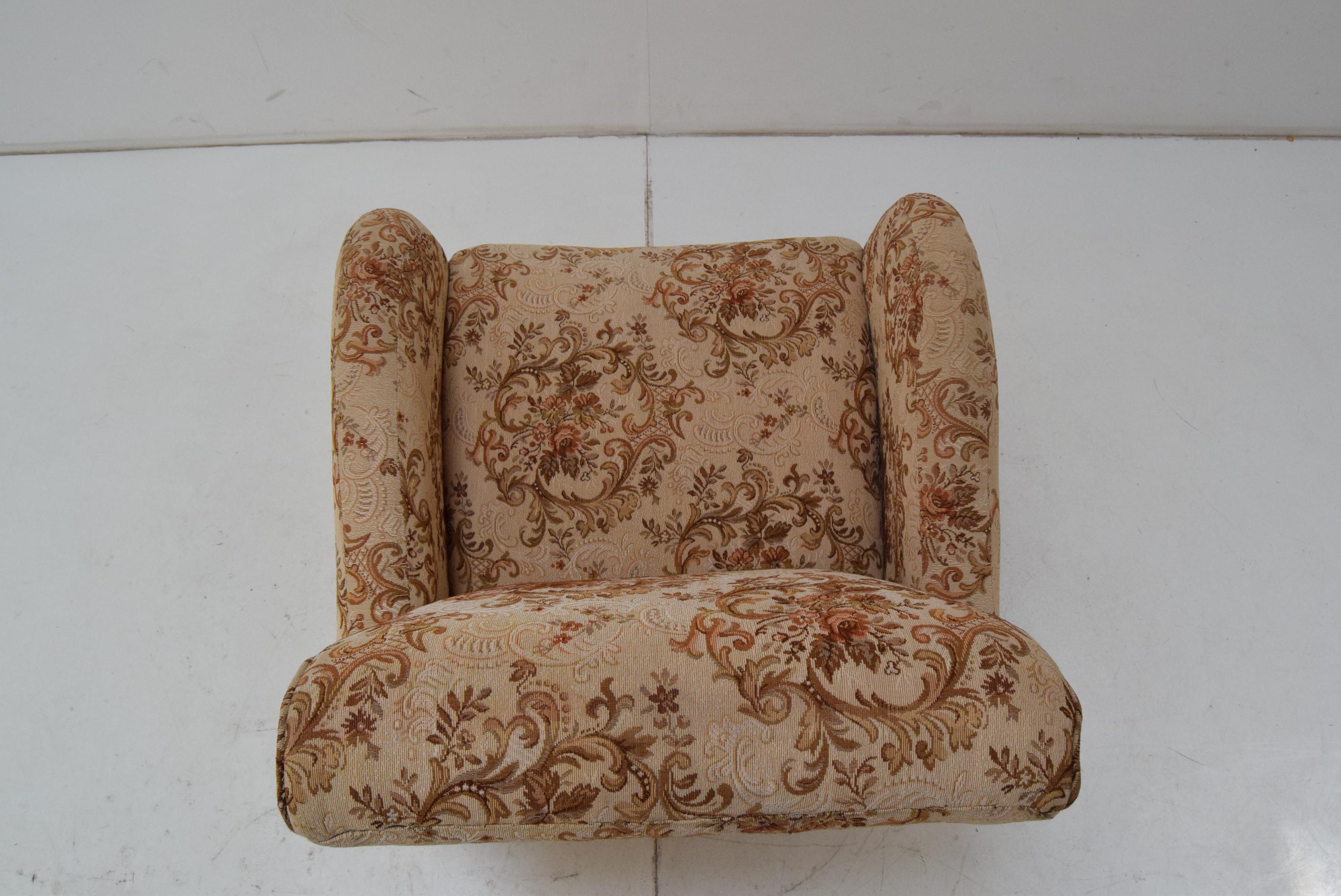 Vintage-Sessel mit Rädern, Tschechoslowakei, 1950er Jahre. im Angebot 4