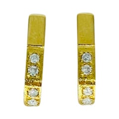 Vintage Designer 0.20 Carat Diamond Hoop Earrings 18k Gold