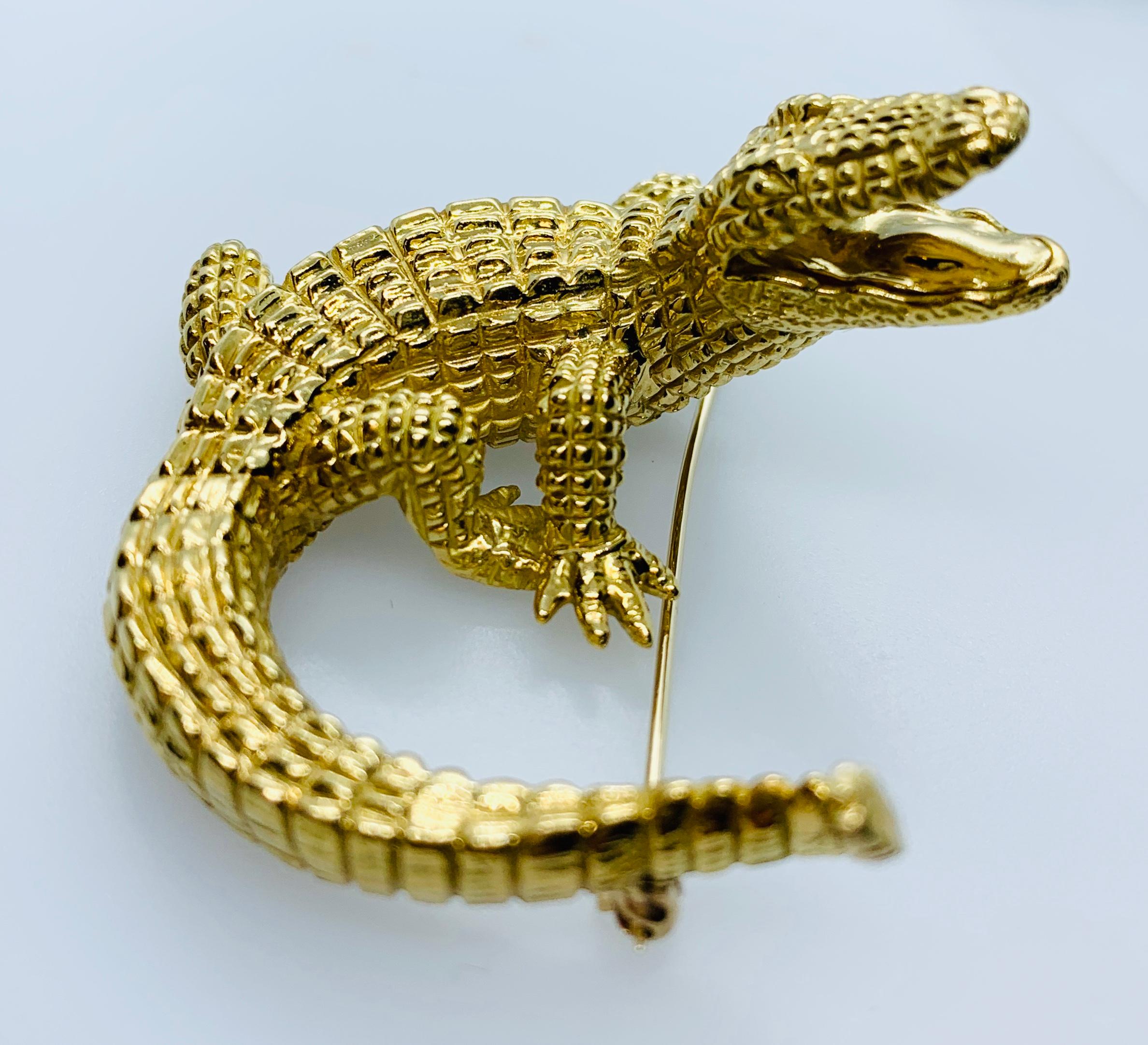 Vintage Designer Craig Drake 18 Karat Yellow Gold Alligator Brooch 4