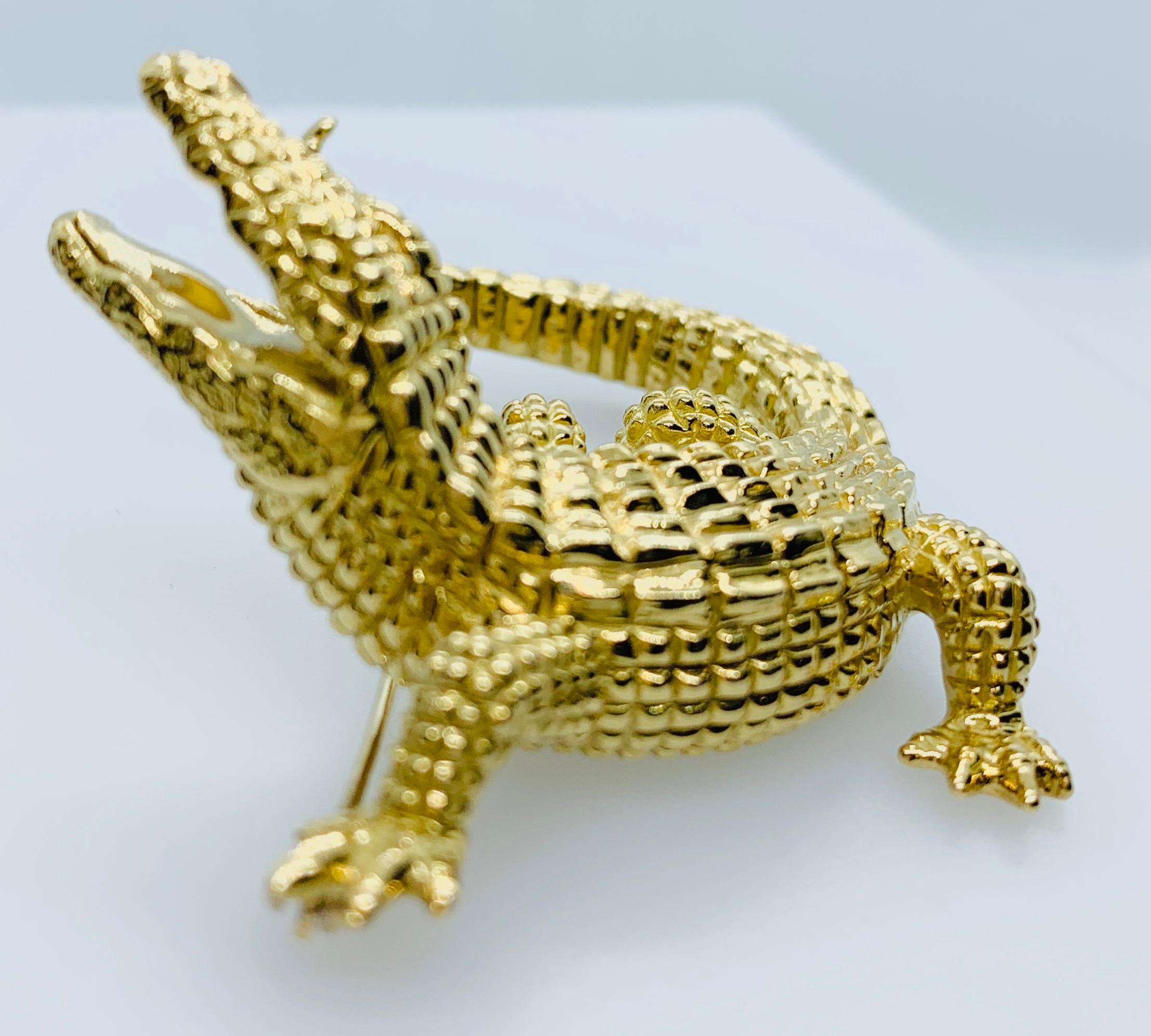 Vintage Designer Craig Drake 18 Karat Yellow Gold Alligator Brooch 3