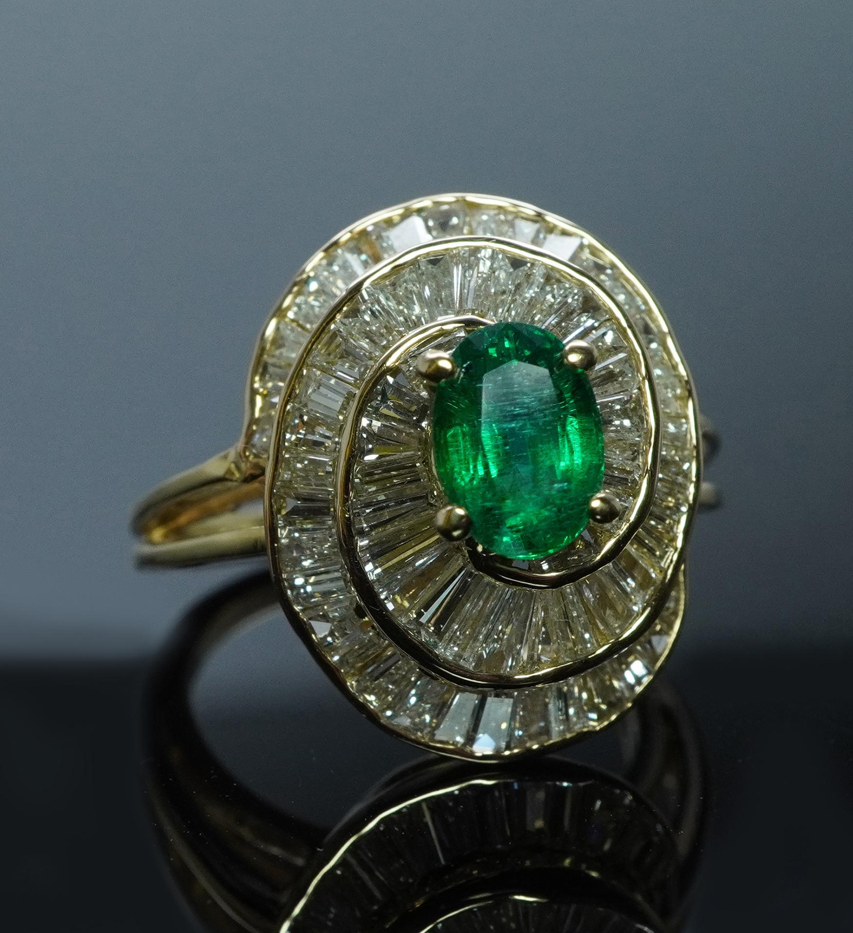 Women's Vintage Designer Emerald Baguette Diamond 18K Gold Swirl Ballerina Ring Estate For Sale