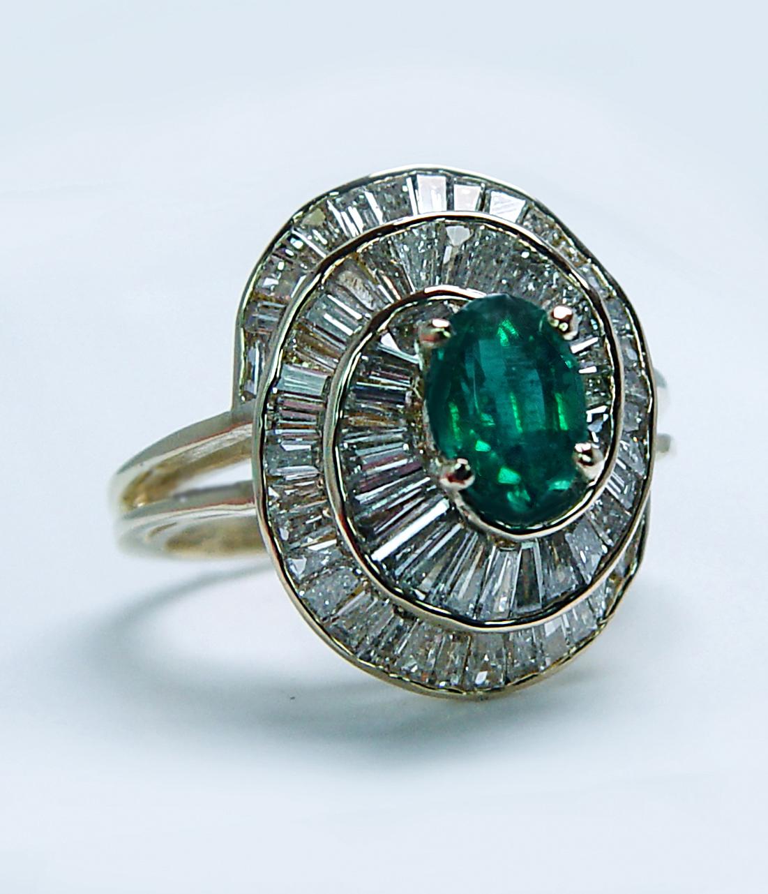 Vintage Designer Emerald Baguette Diamond 18K Gold Swirl Ballerina Ring Estate For Sale 1