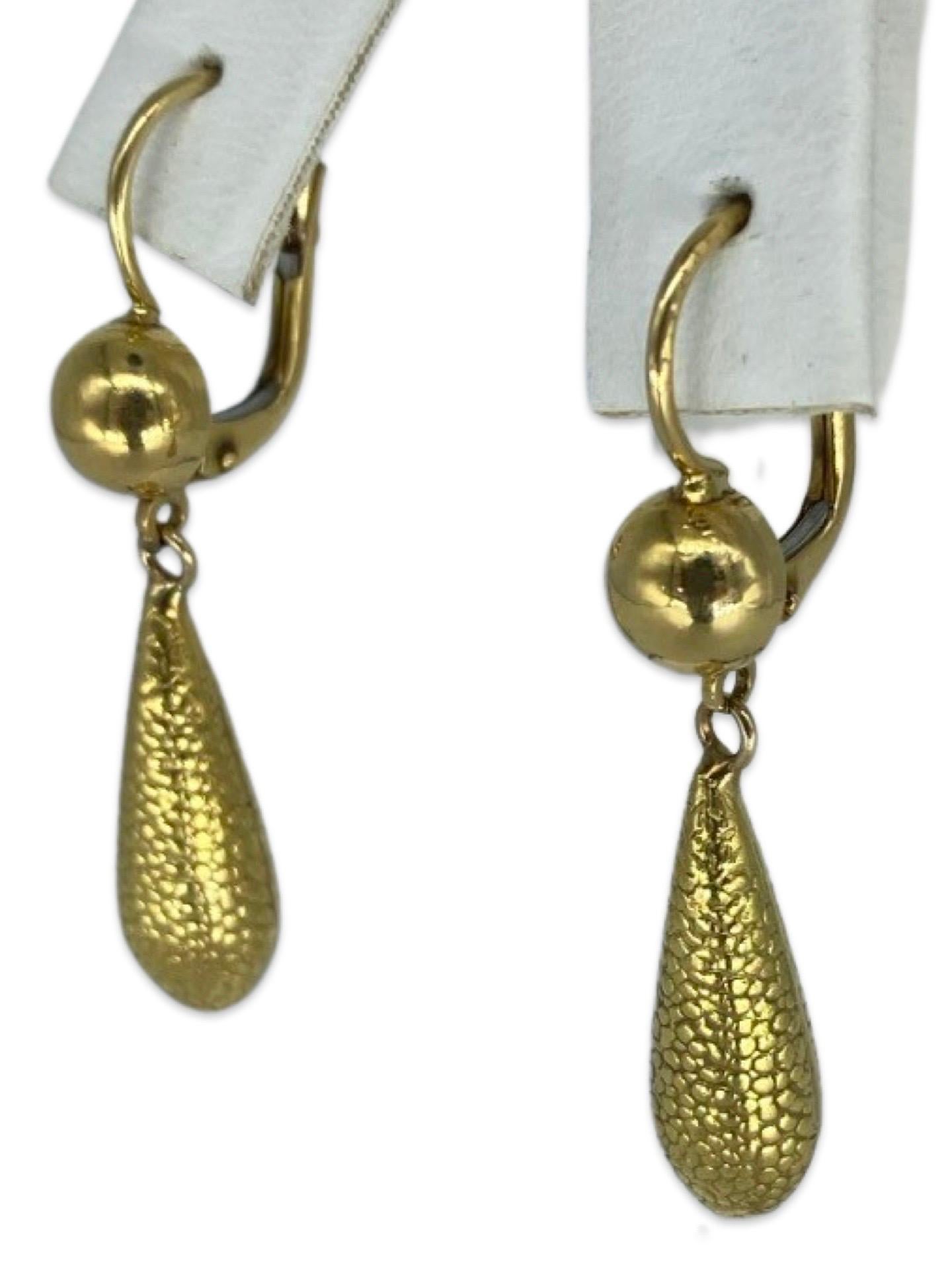 Vintage Designer Hammered Dangle Drop Lever Back Earrings 18k Gold Italy For Sale 5