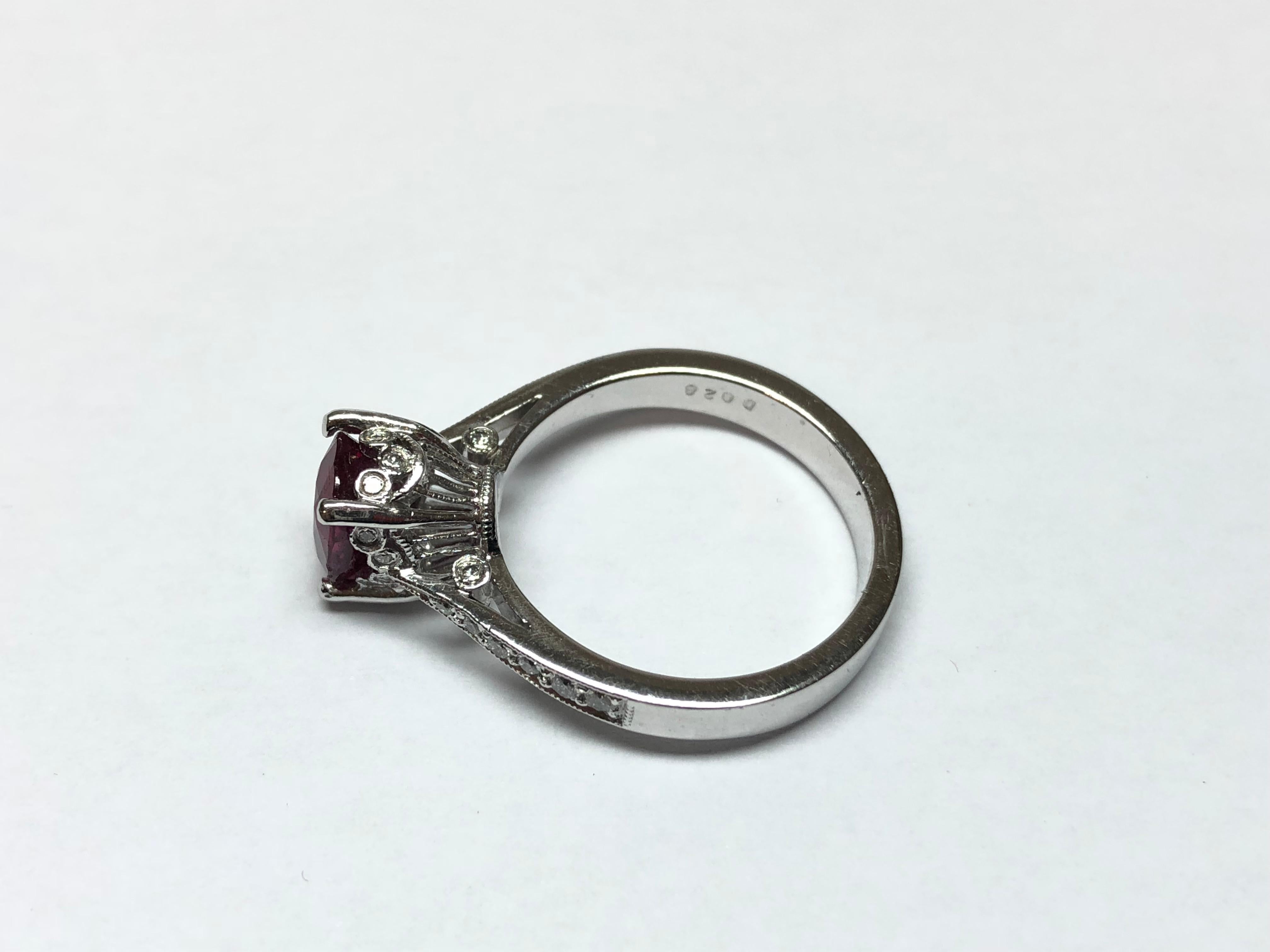 Vintage Designer Jewelry Platinum Ring with Diamonds and Burmese Ruby For Sale 1