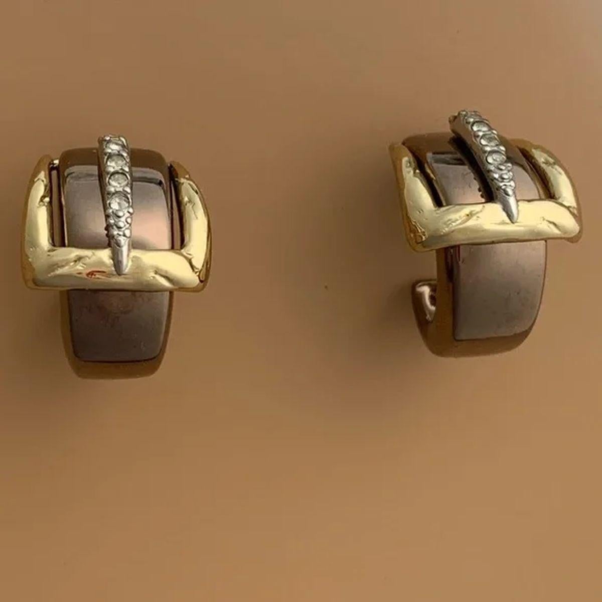 Vintage Designer Signed ALEXIS BITTAR Equestrian Crystal Gold Buckle Earrings For Sale 1