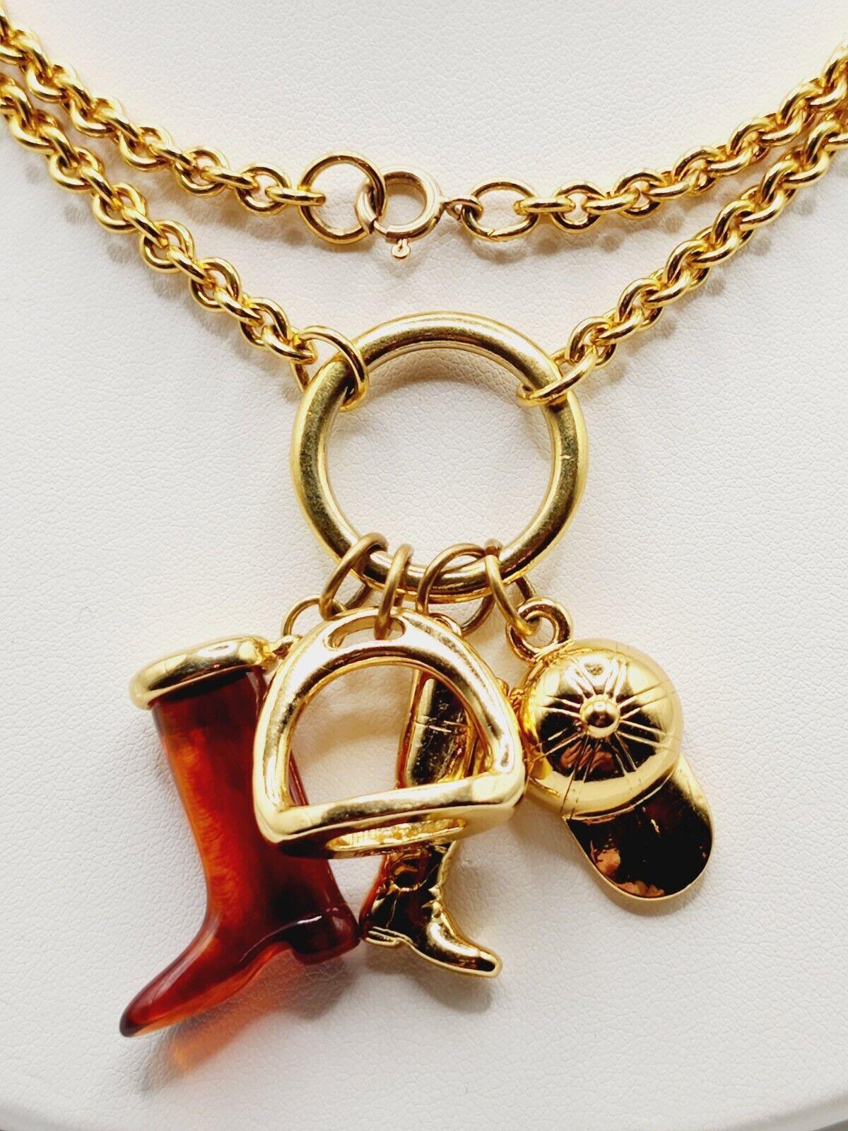 Vintage Designer Signed CAROLEE Rare Equestrian themed Multi Charm Necklace In Excellent Condition In Montreal, QC