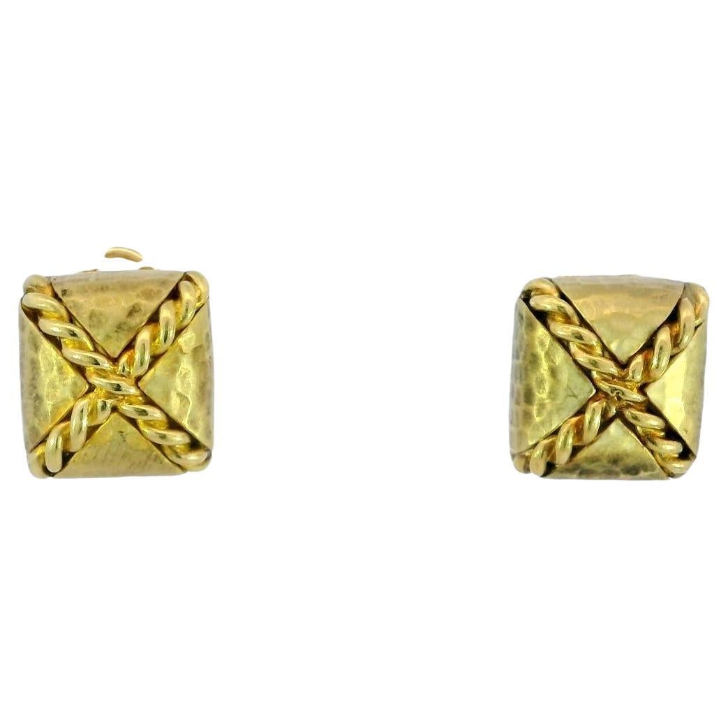 Boucles d'oreilles carrées vintage en or jaune 18 carats martelé à la main par Maz