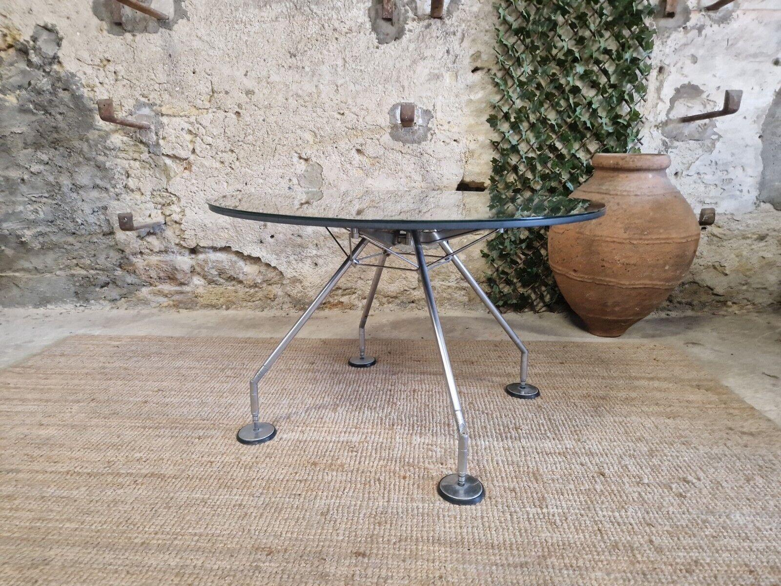 English Vintage Table Sir Norman Foster 1935 Techno Edition with Pebbles For Sale
