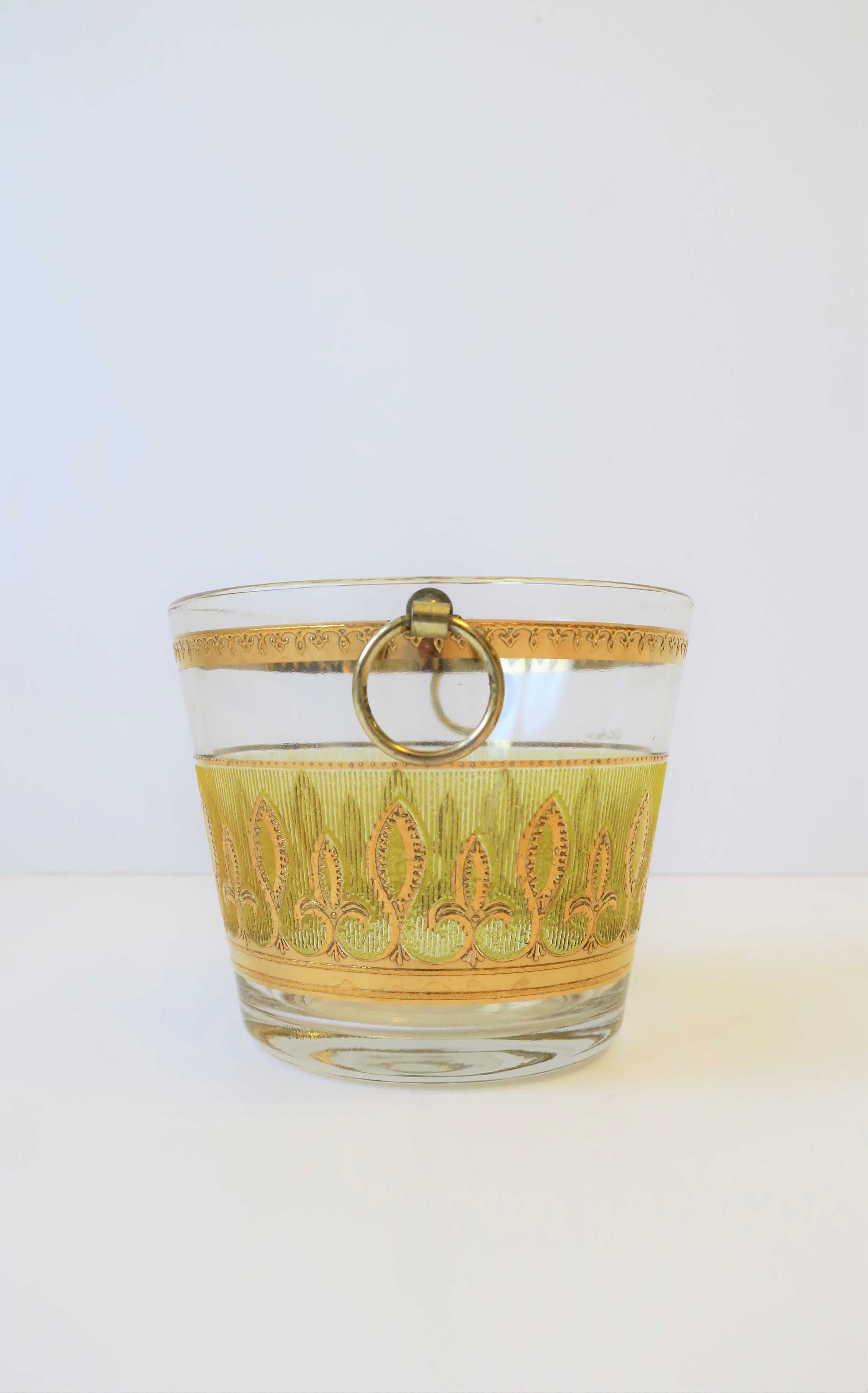 Yellow & 22-Karat Gold Ice Bucket By Culver Ltd., circa 1960s, Brooklyn NY For Sale 3