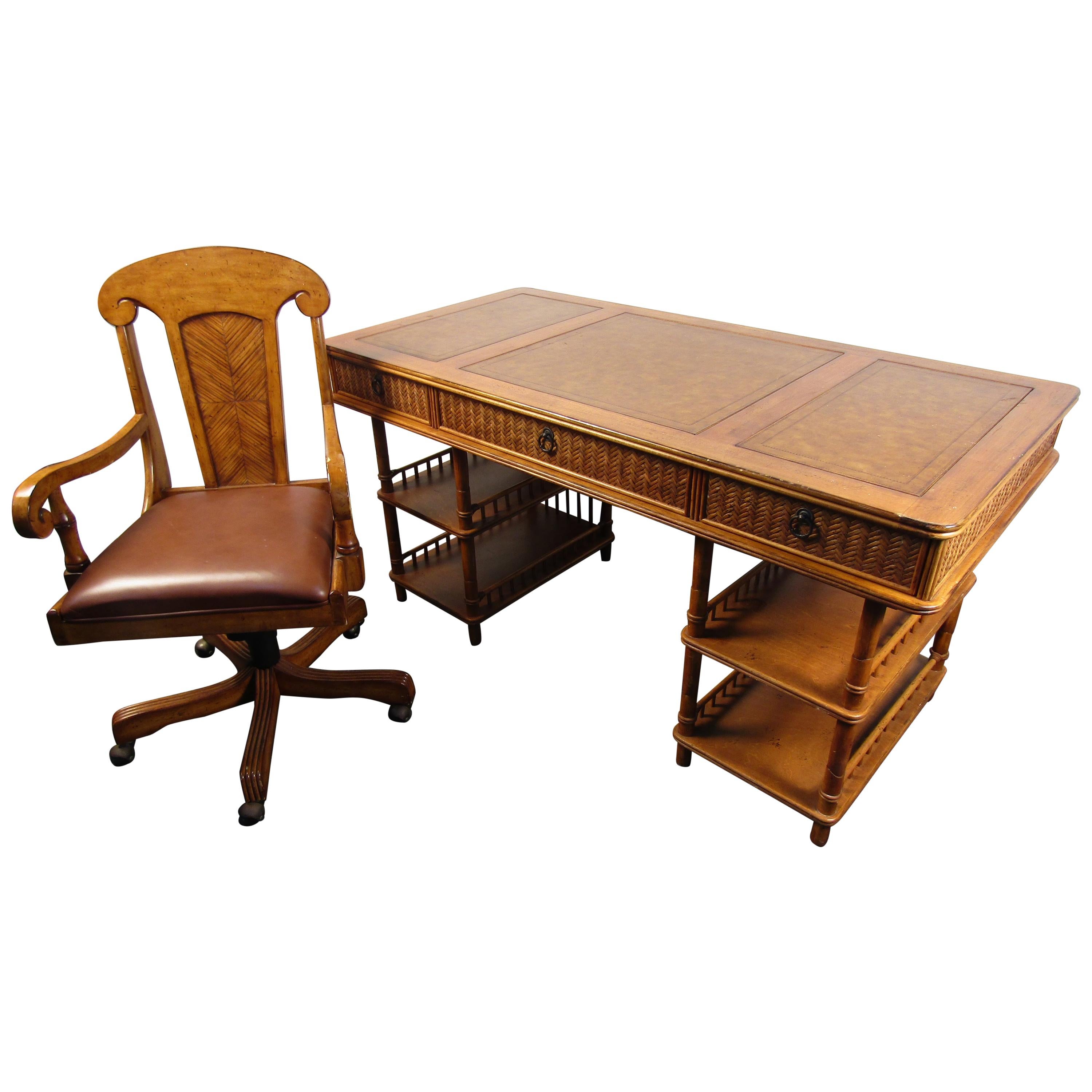 Bureau et chaise vintage en vente