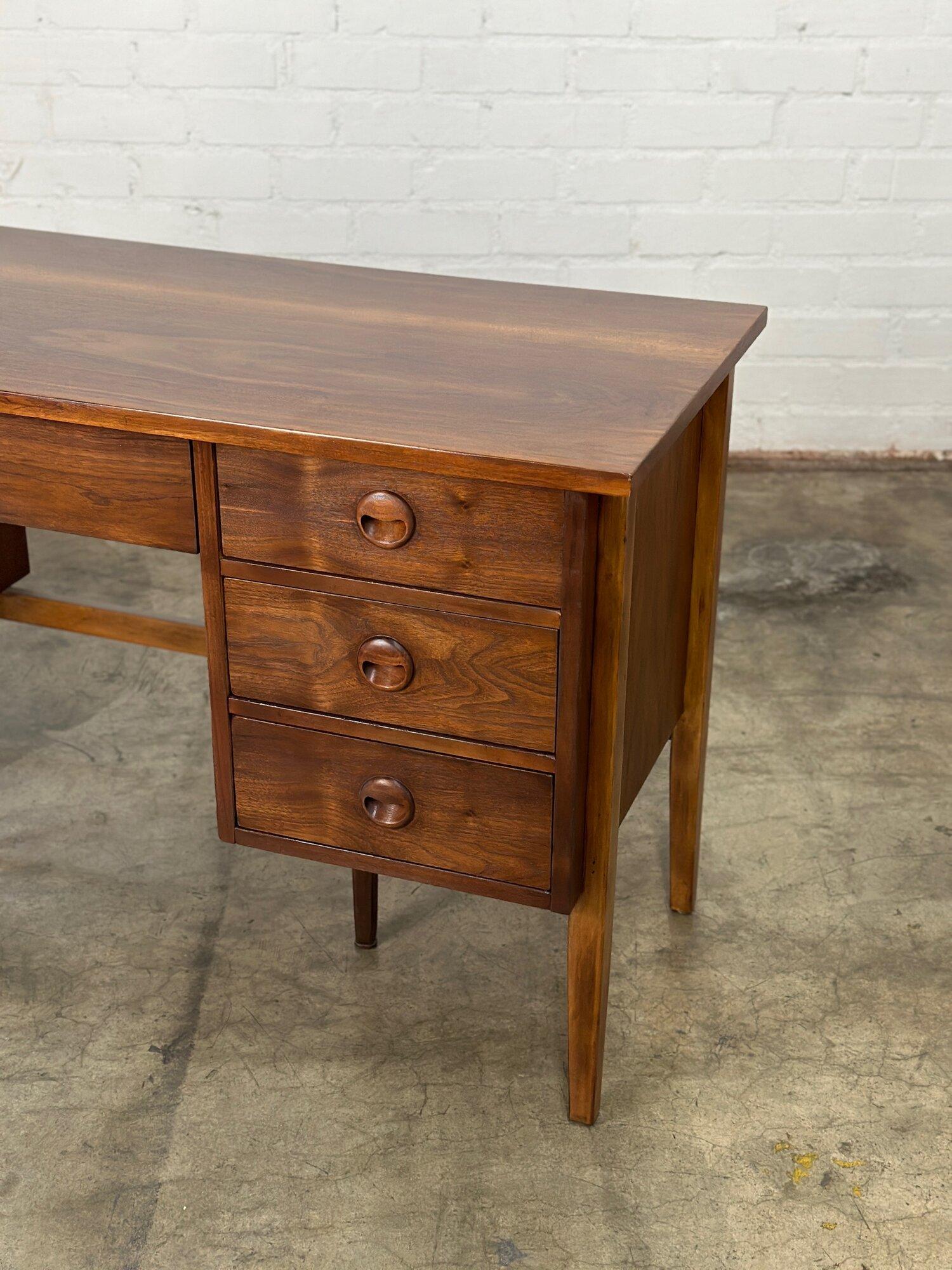 stanley furniture desks