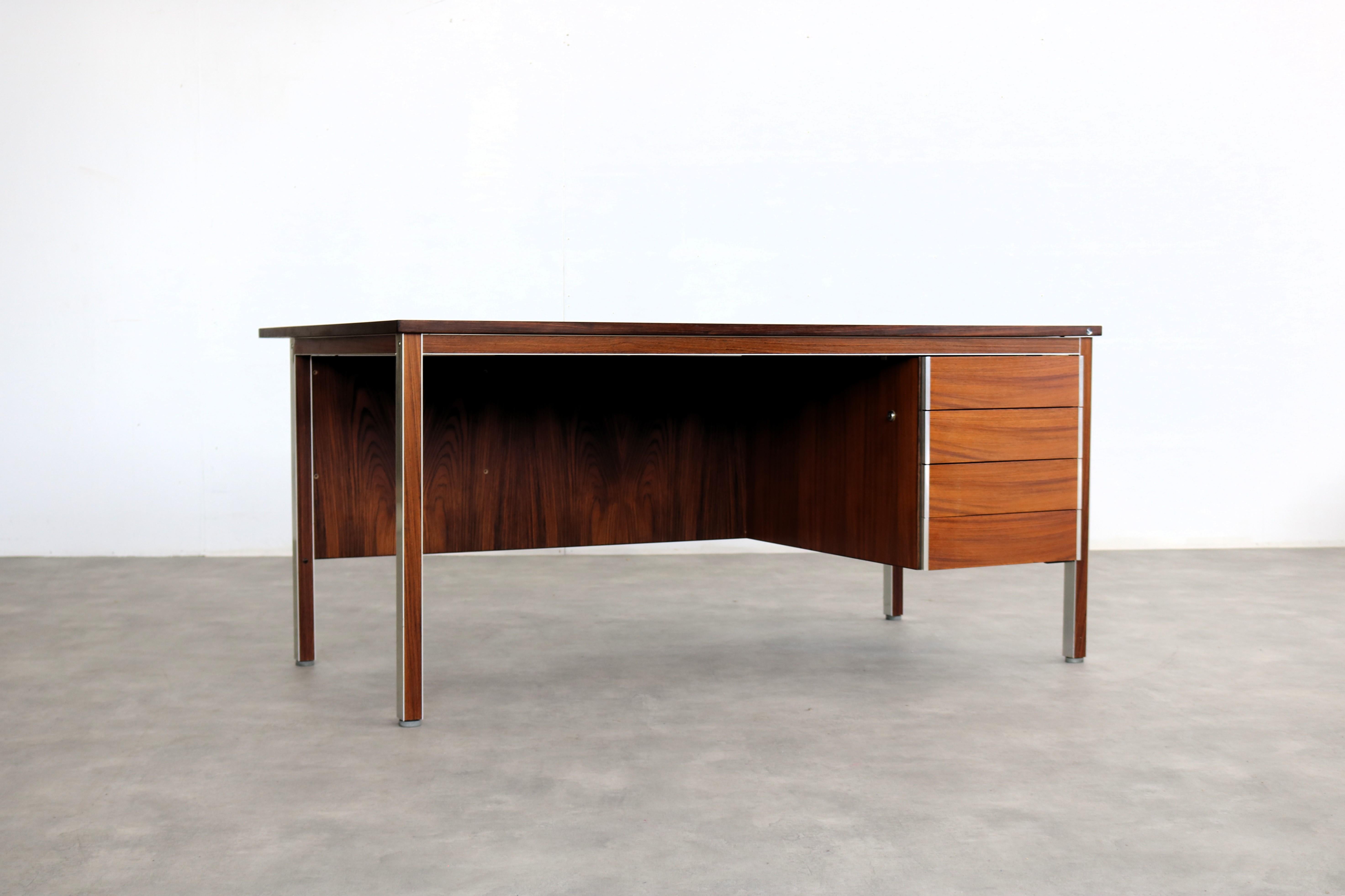 vintage desk  desk  1960s  Nipu

period  1960s
design  Nipu  Super Top  Denmark
condition  good  light signs of use
size  73 x 158 x 100 (hxbxd)

details  rosewood; chrome; 

item number  2792