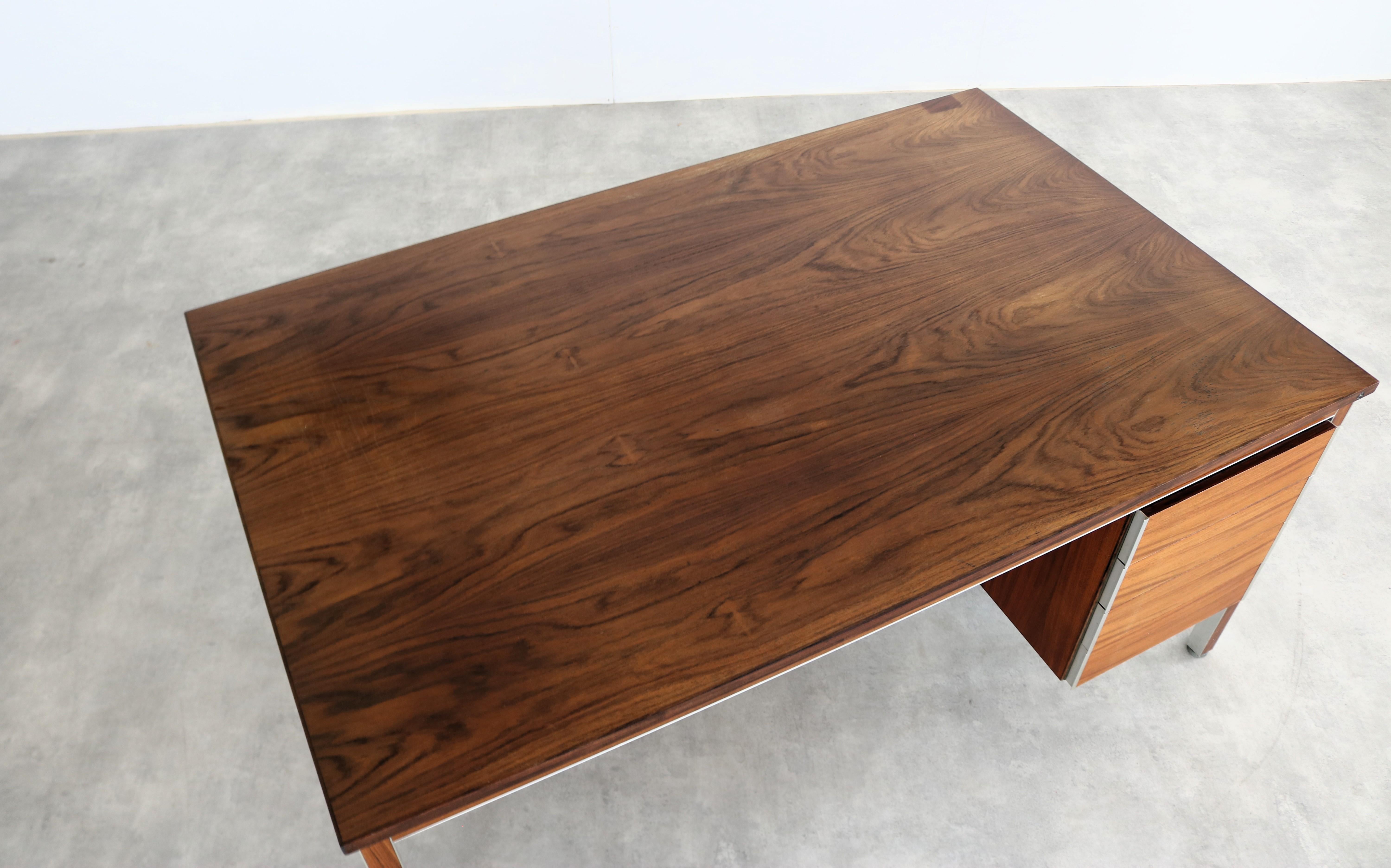 Mid-20th Century vintage desk  desk  1960s  Nipu For Sale