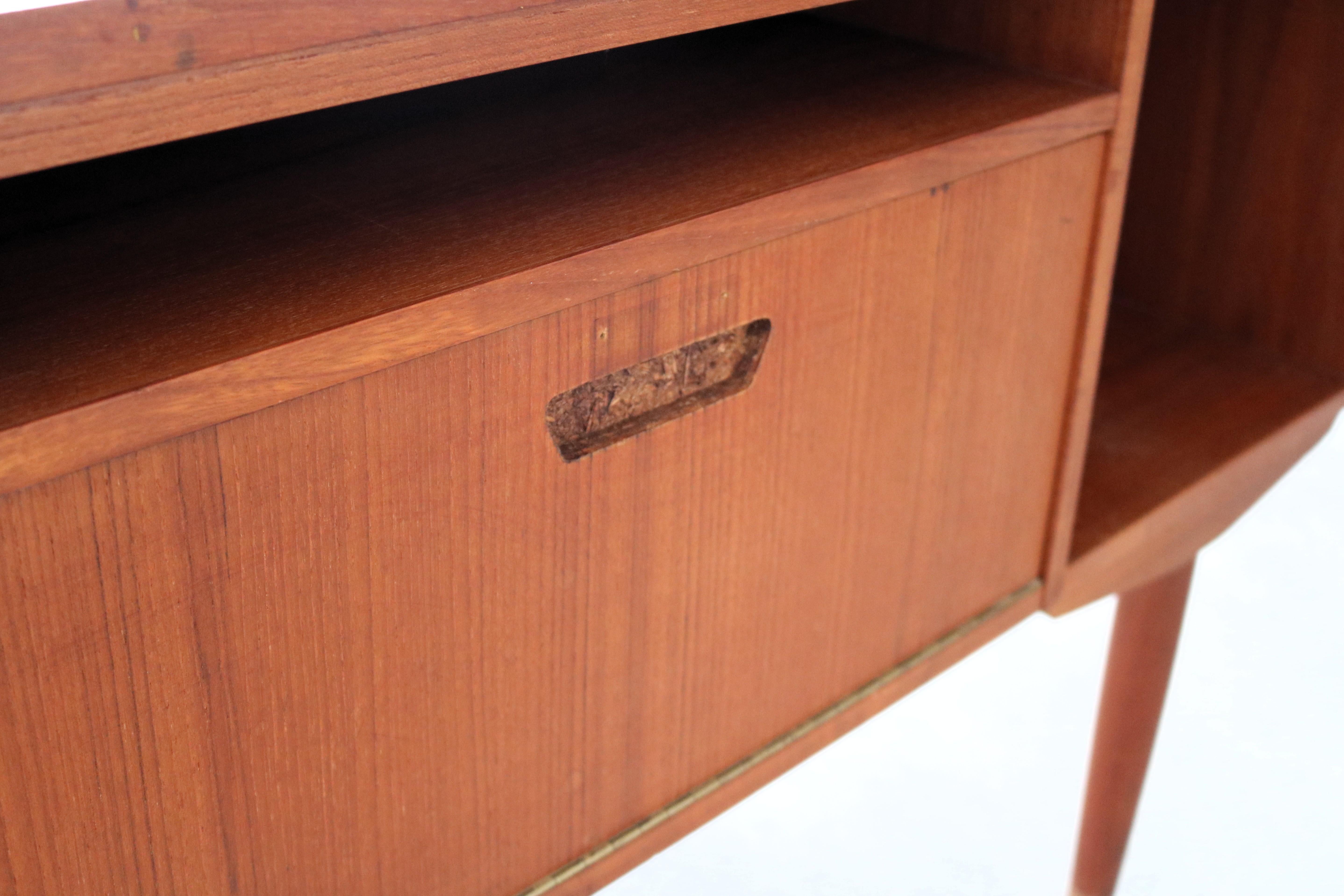 alter Schreibtisch  Schreibtisch  60s  J. Svenstrup  Dänisch im Angebot 4