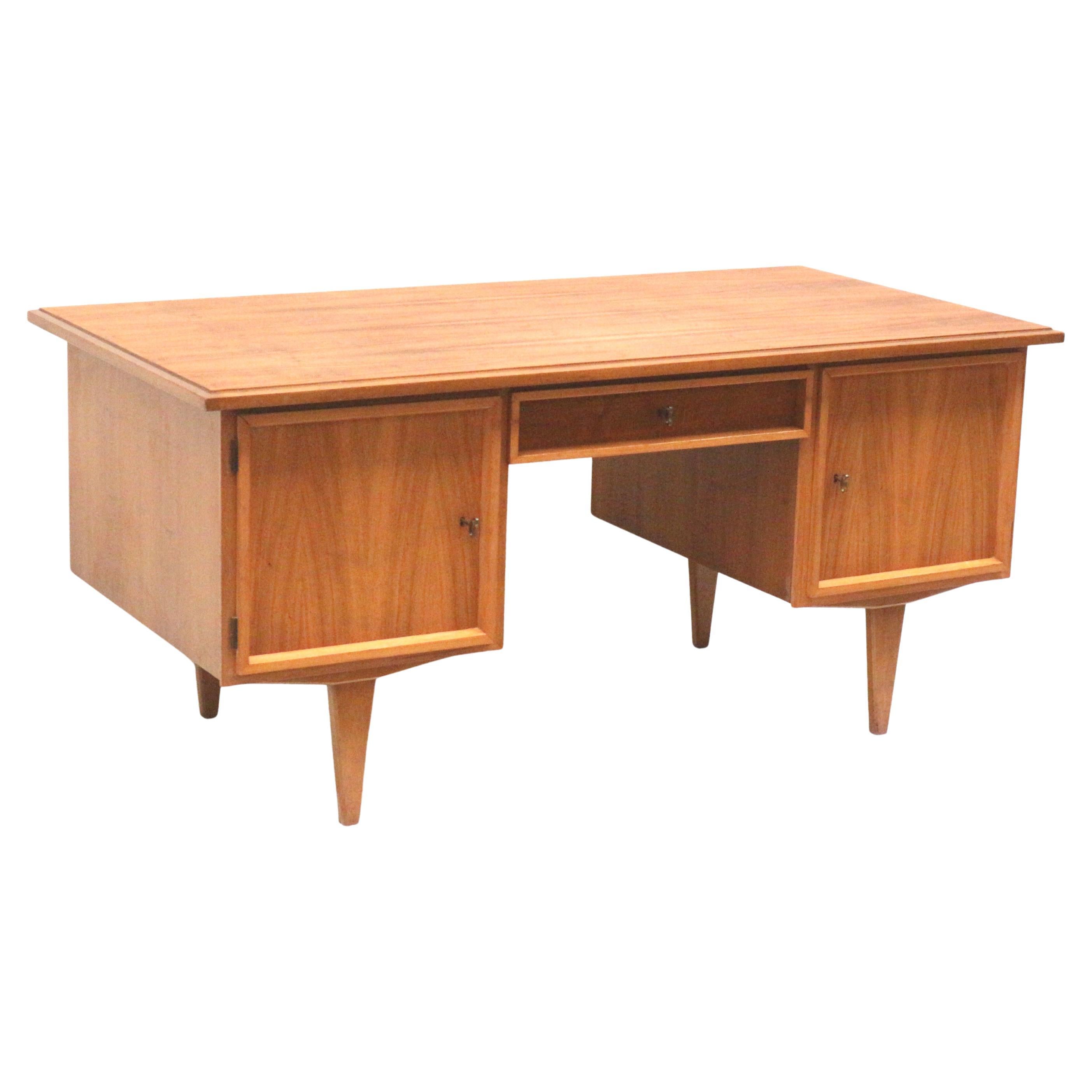 Vintage desk/executive desk with doors and drawers from the 1960s