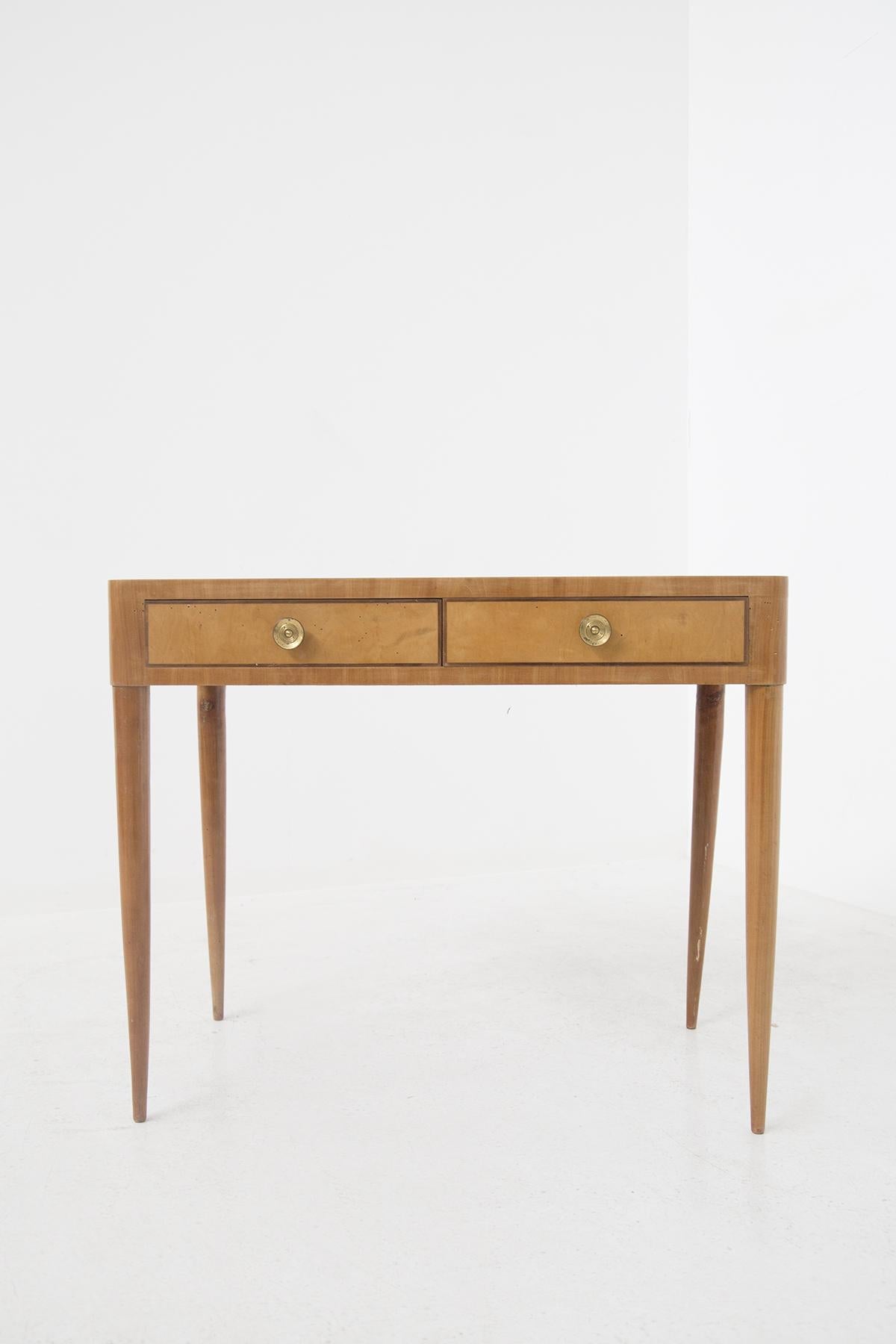 Vintage Desk in Wood and Brass by Paolo Buffa In Good Condition In Milano, IT