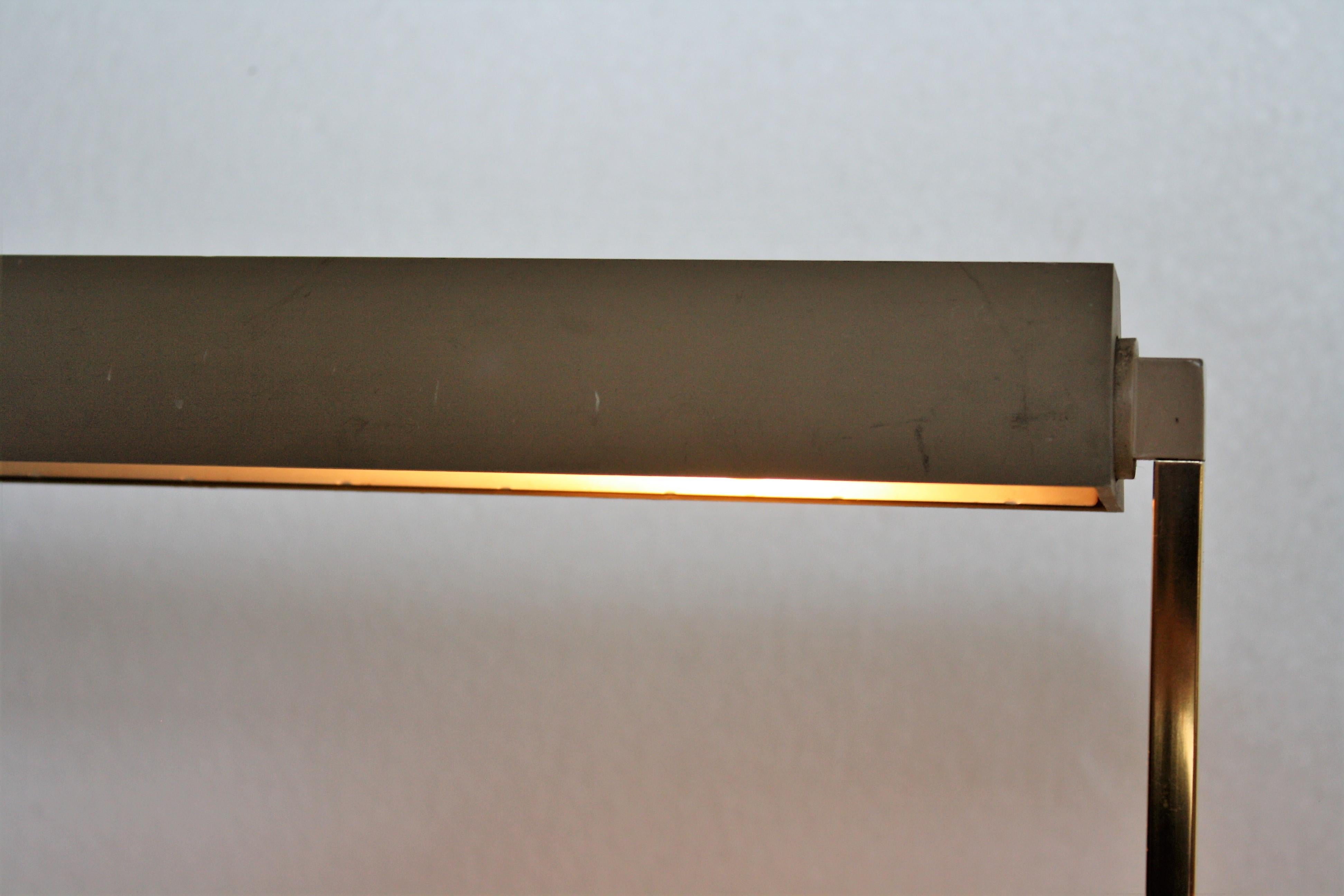 Vintage Desk Lamp by Lightolier, Model 'Baton' by Michael Lax, 1960s In Excellent Condition In HEVERLEE, BE
