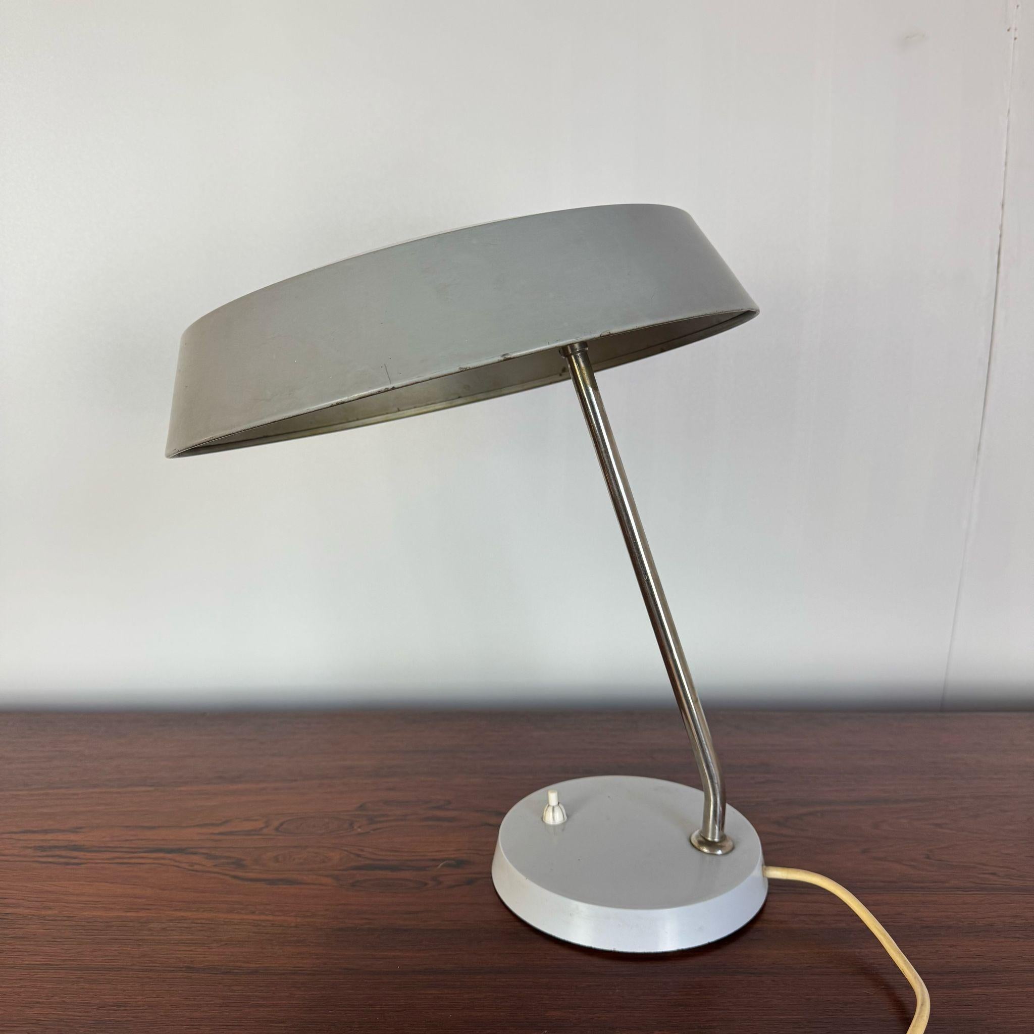 Vintage Schreibtischlampe, Deutschland, Vintage Schreibtischlampe, VEB Narva Leuchtenbau Lengefe 70s (German) im Angebot