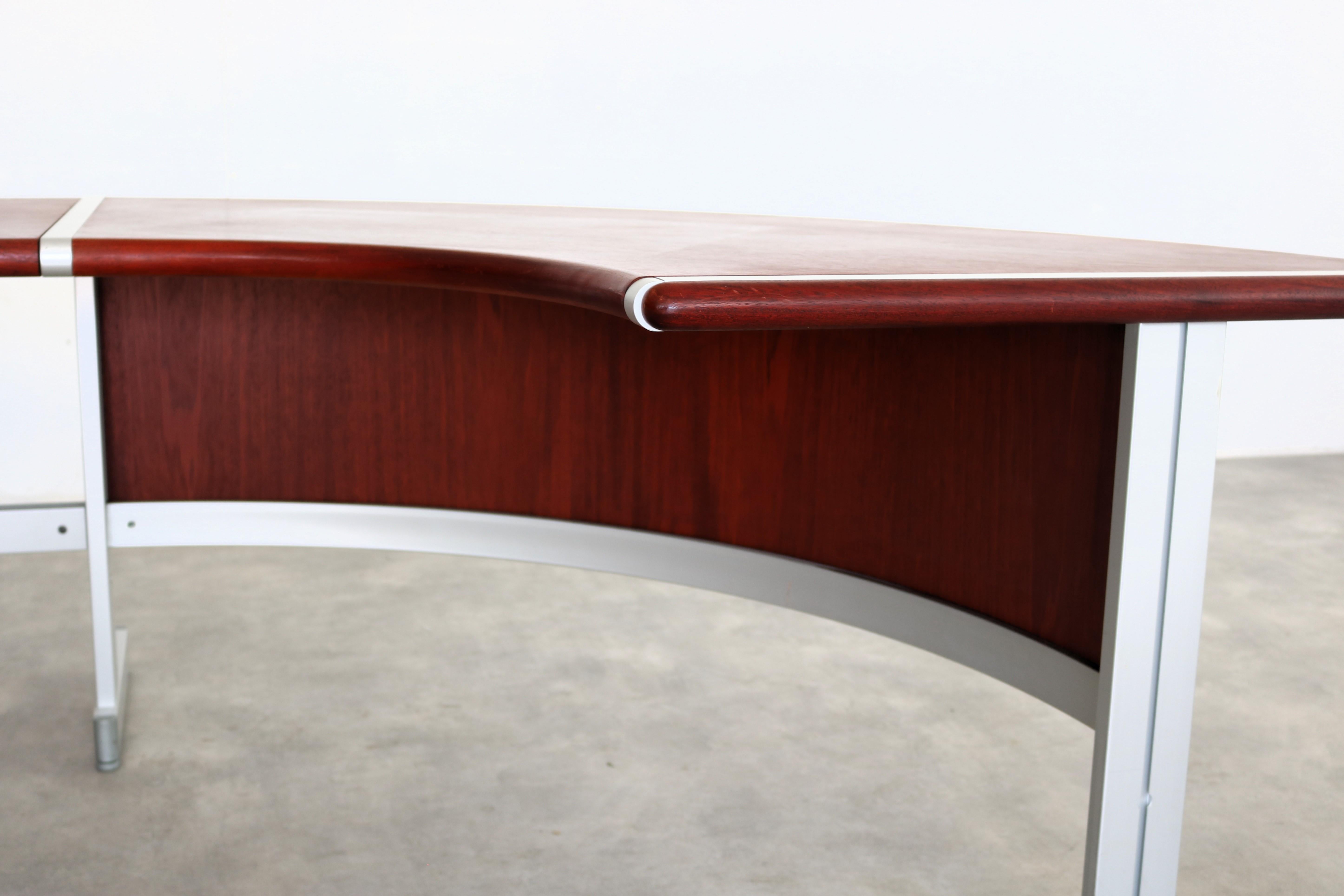 Bureau vintage  mobilier de bureau  1970s en vente 1