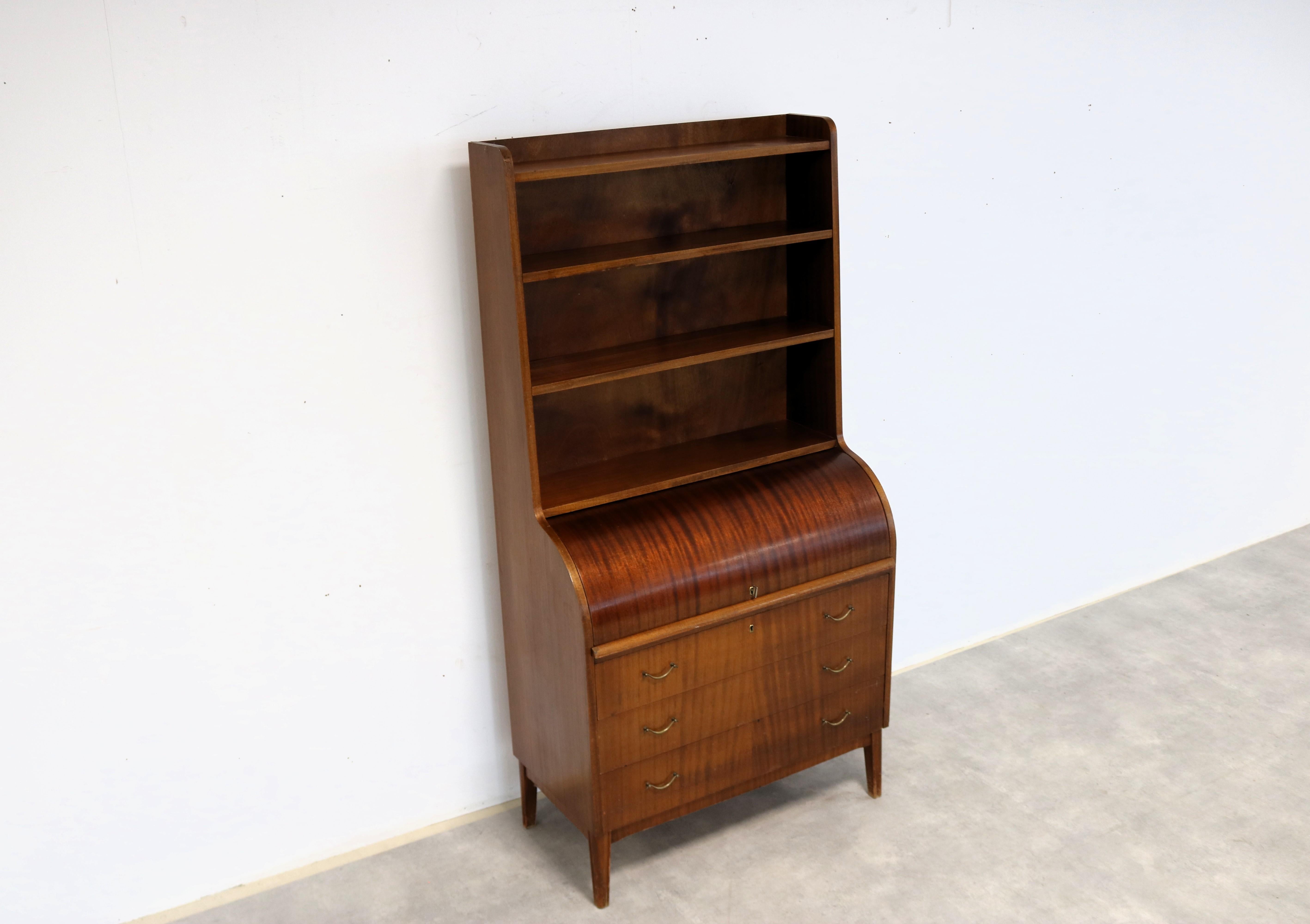 Scrivania vintage  segretario  1960s  Svezia in vendita 6