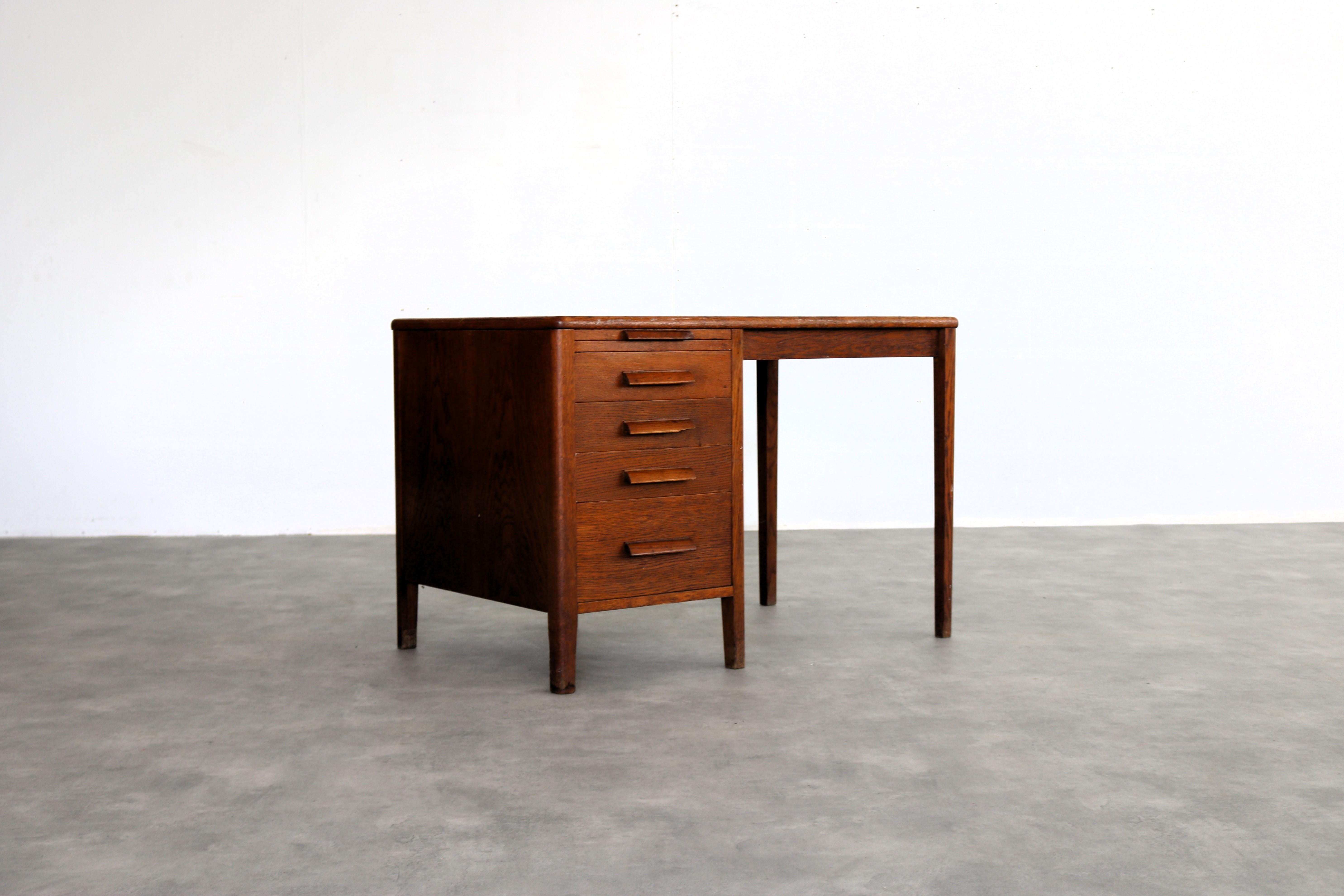 Vintage desk  table  1950s  Sweden

Period  1950s
Design  Unknown  Sweden
Condition  Good with patina/signs of wear
Size  70 x 105 x 65 cm (H x W x D)

Details  Wood; Leather

Item number  2876