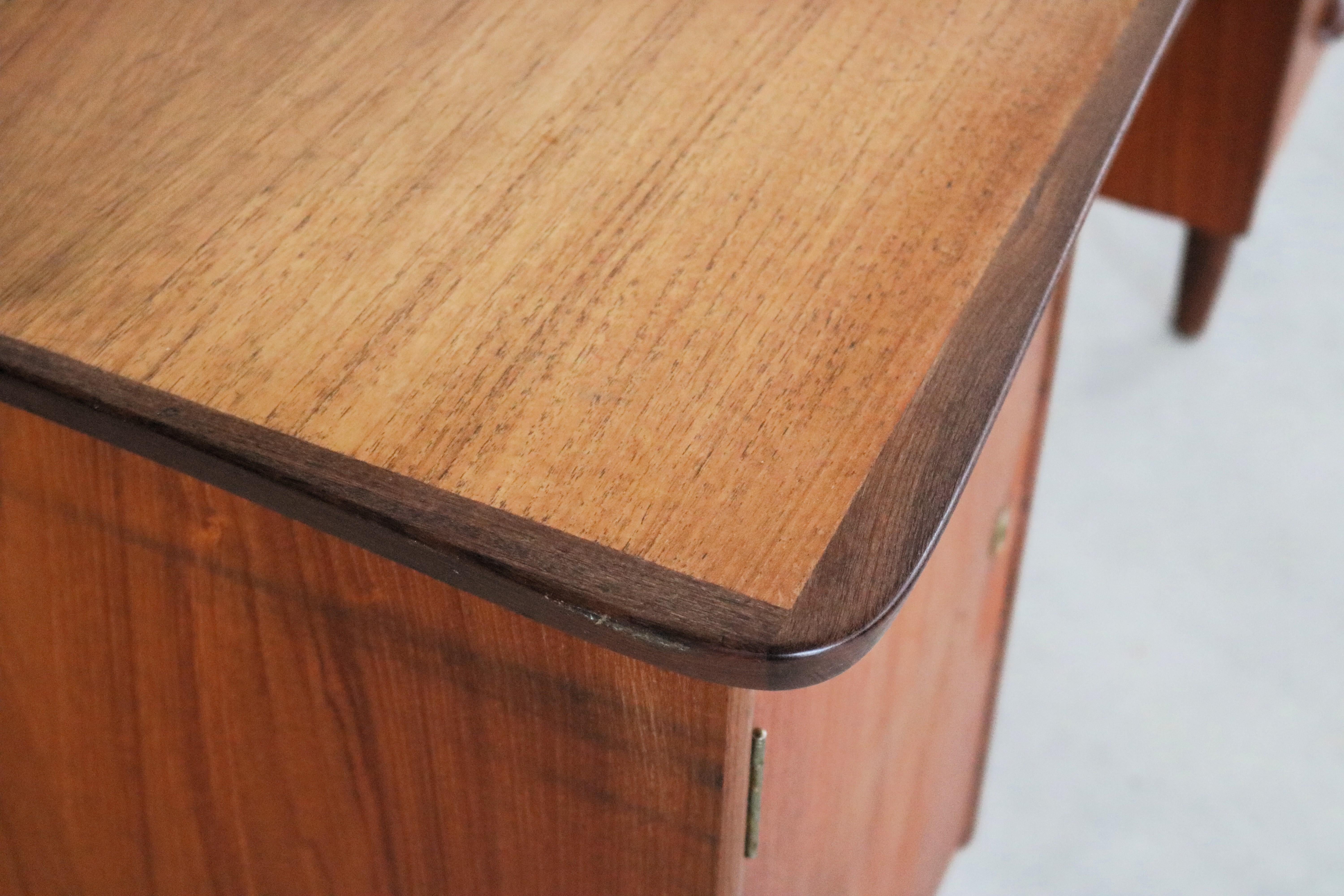 Scrivania vintage  Teak  1960s  Danese in vendita 7