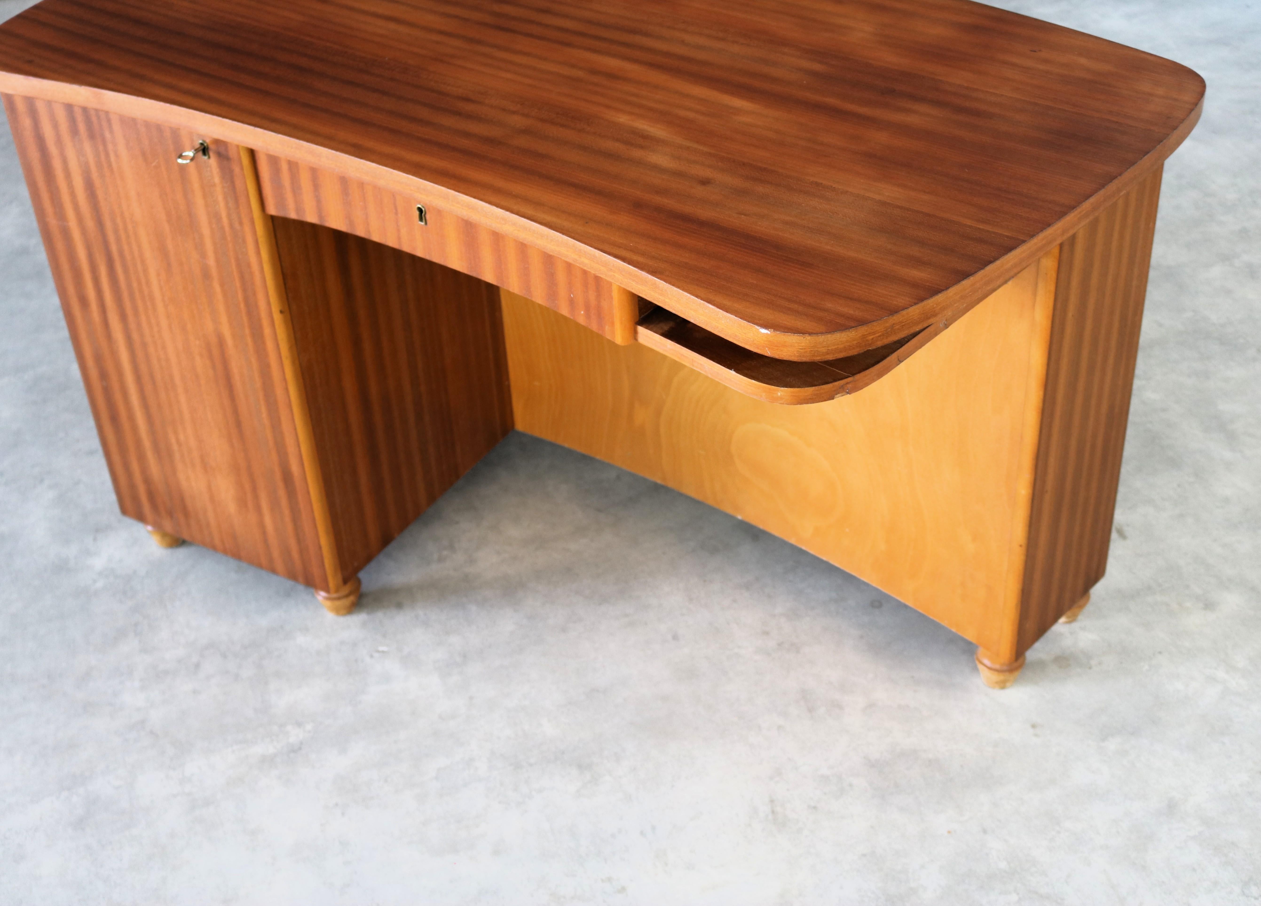 Scrivania vintage  Teak  1960s  Svedese in vendita 1