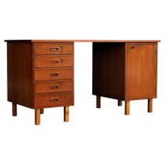 Vintage-Schreibtisch  Teakholz  1960s  Schwedisch
