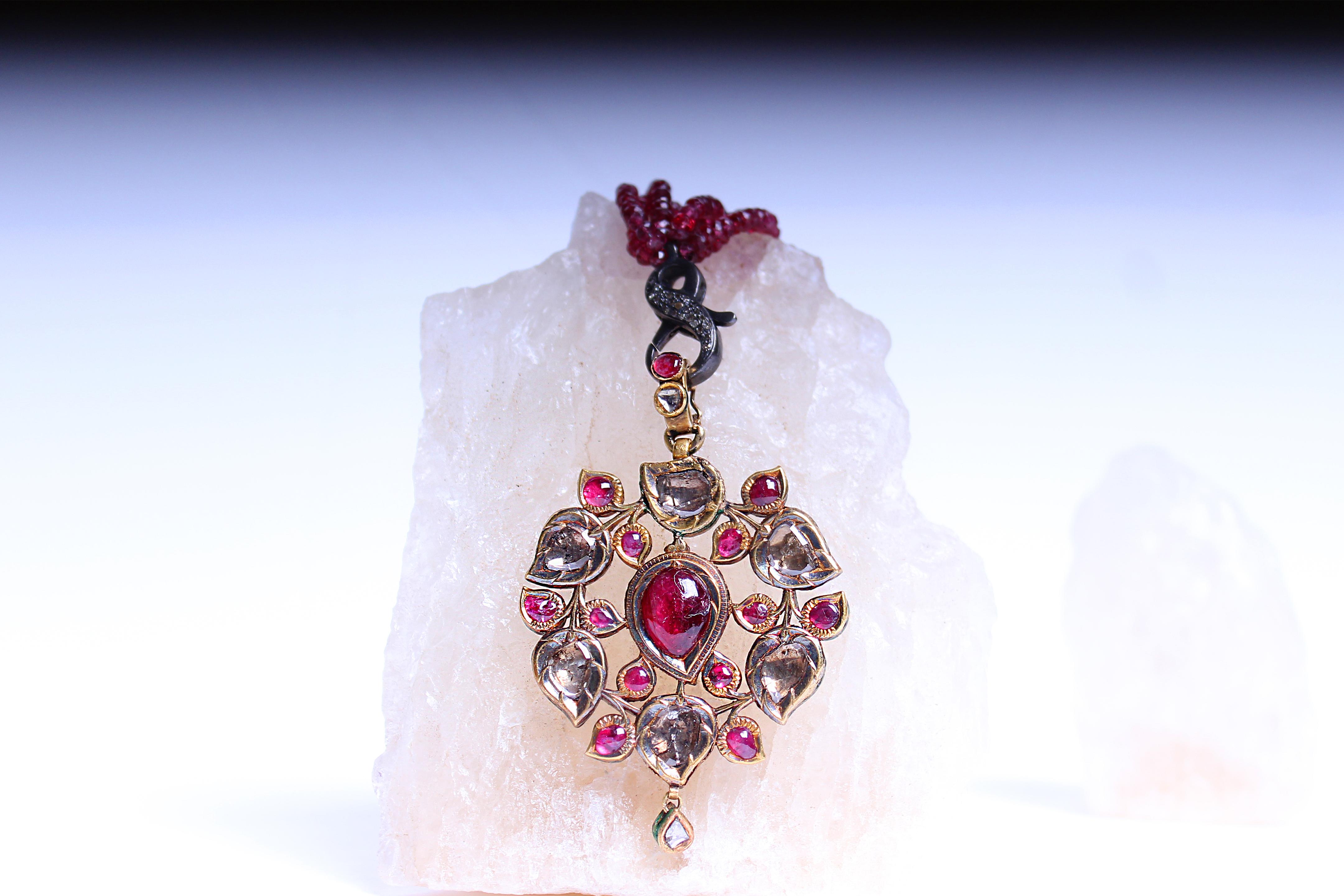 Mixed Cut Vintage Detailed Ruby Diamond Gold Pendant For Sale