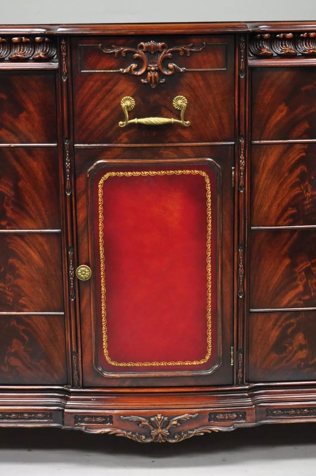 Brass Vintage Detroit Furn Chinese Chippendale Mahogany Triple Dresser & Pagoda Mirror For Sale
