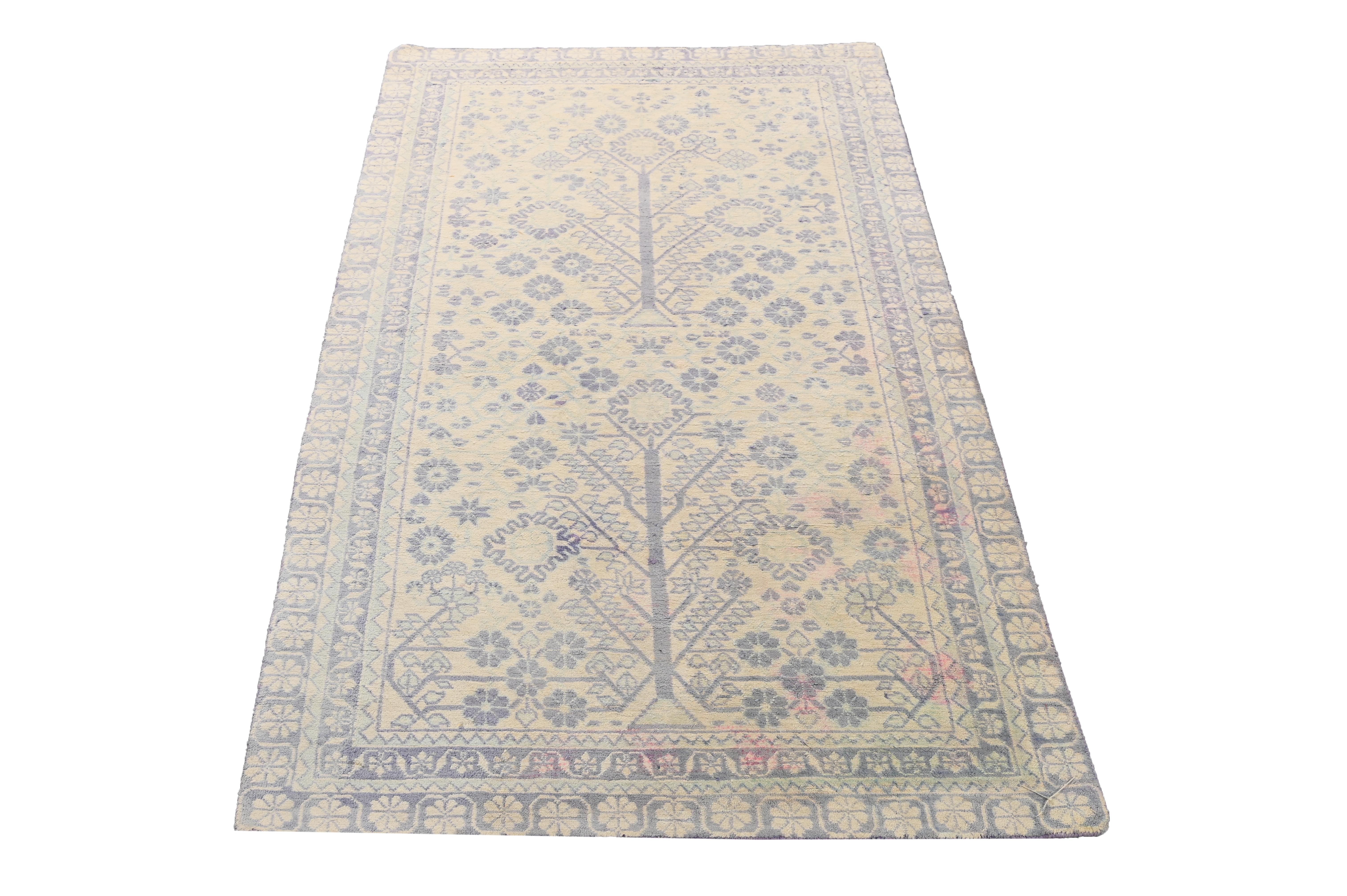 This vintage 4x6 Dhurrie is an exciting new entry in Rug & Kilim's esteemed flat weave collection. Handwoven in cotton, it originates from India circa 1950-1960. 

Further on the Design:

This flat weave prefers floral geometric patterns in blue