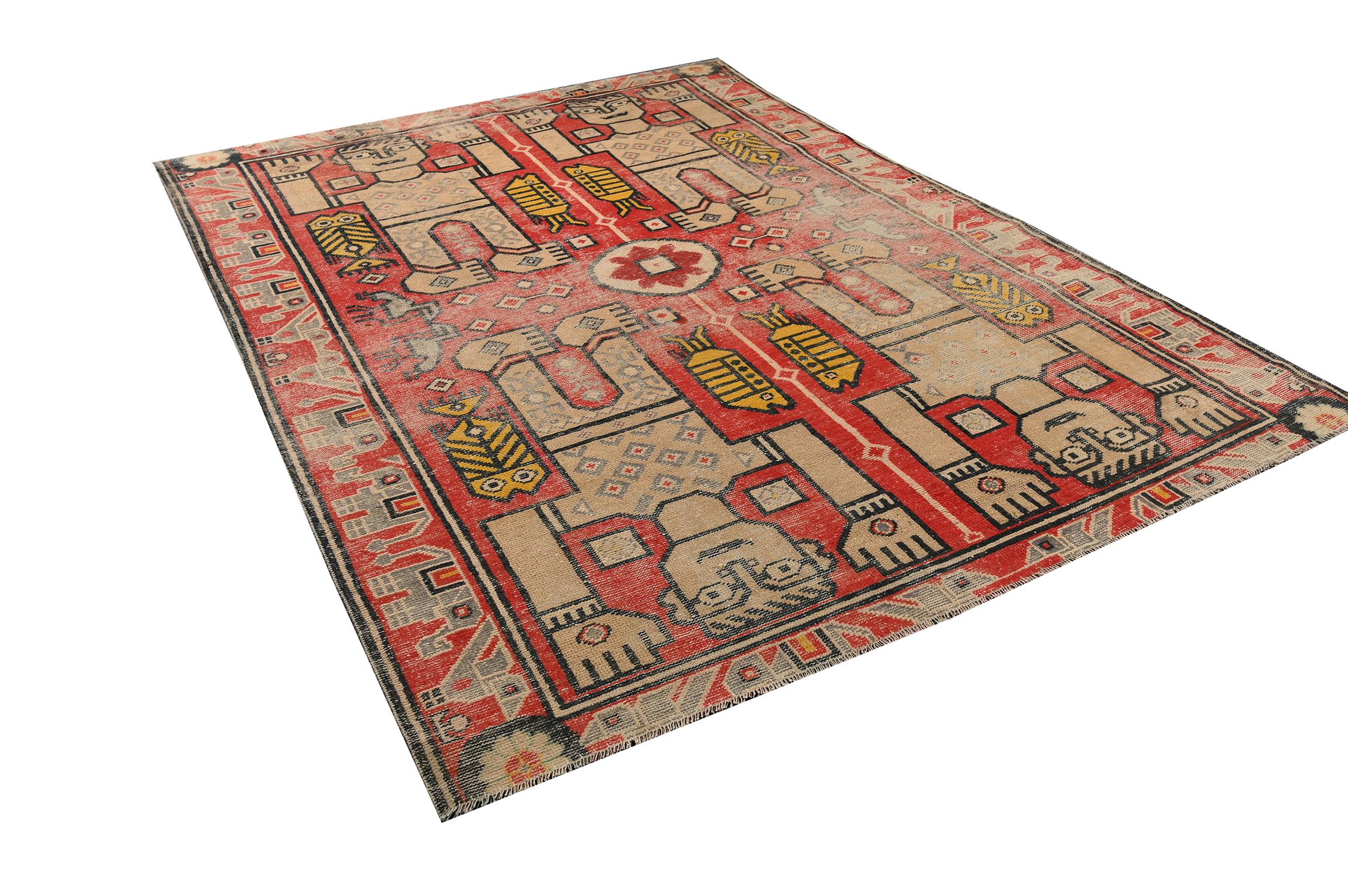 This vintage 6x8 Dhurrie is an exciting new entry in Rug & Kilim's esteemed flat weave collection. Handwoven in cotton, it originates from India circa 1950-1960. 

Further on the Design:

This flat weave carries elaborate primitivist human and fish
