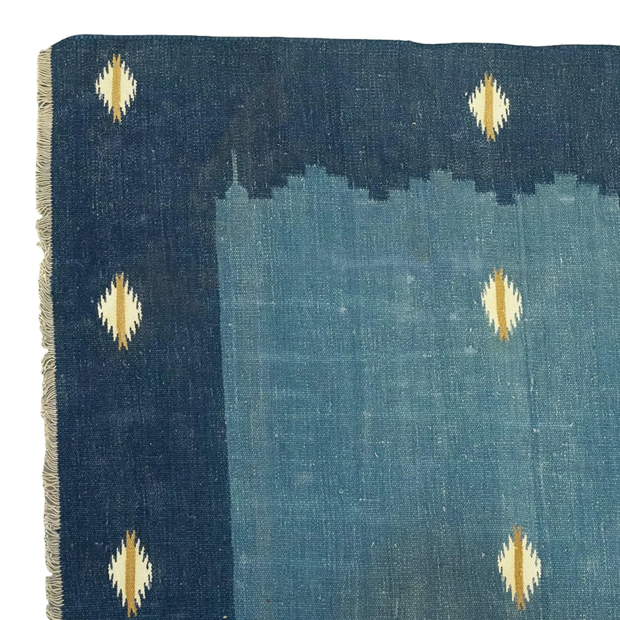 Vintage Dhurrie Geometrischer Teppich in Blau, von Rug & Kilim (Indisch)