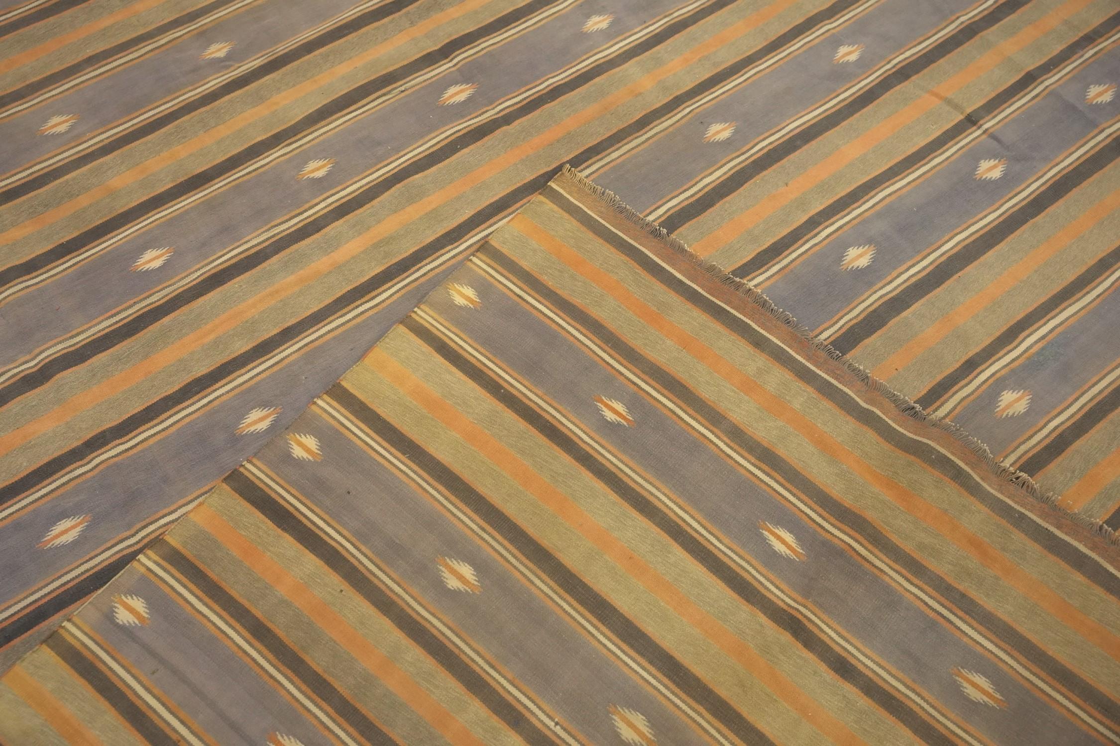 Vintage Dhurrie Geometrischer Teppich in Brown im Zustand „Gut“ im Angebot in Long Island City, NY