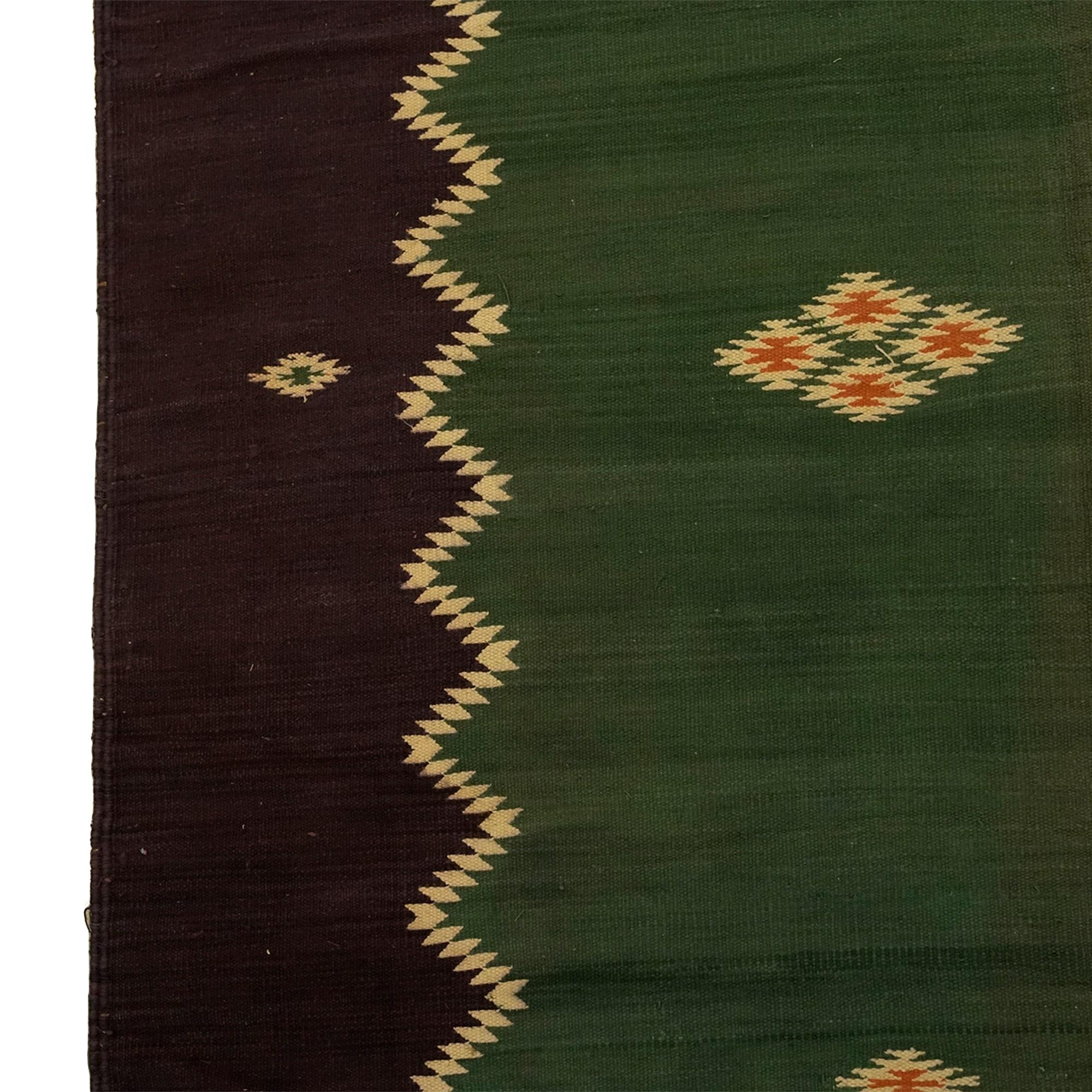 Vintage Dhurrie Geometrischer Teppich in Grün und Braun von Rug & Kilim (Handgewebt) im Angebot