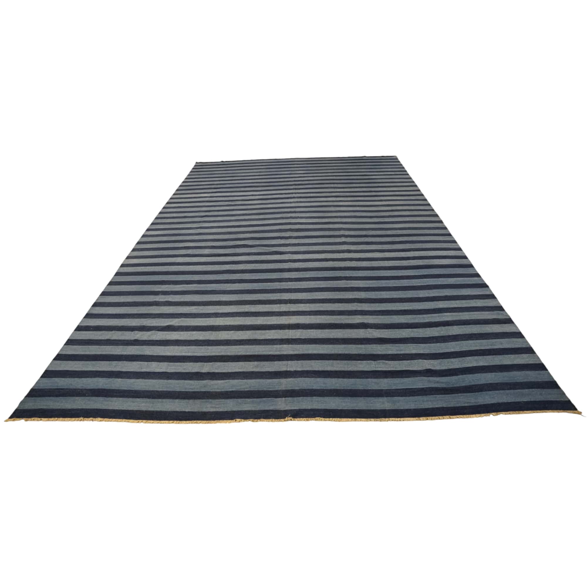 Vintage Dhurrie Übergroßer Geometrischer Teppich in Blau, von Rug & Kilim im Angebot