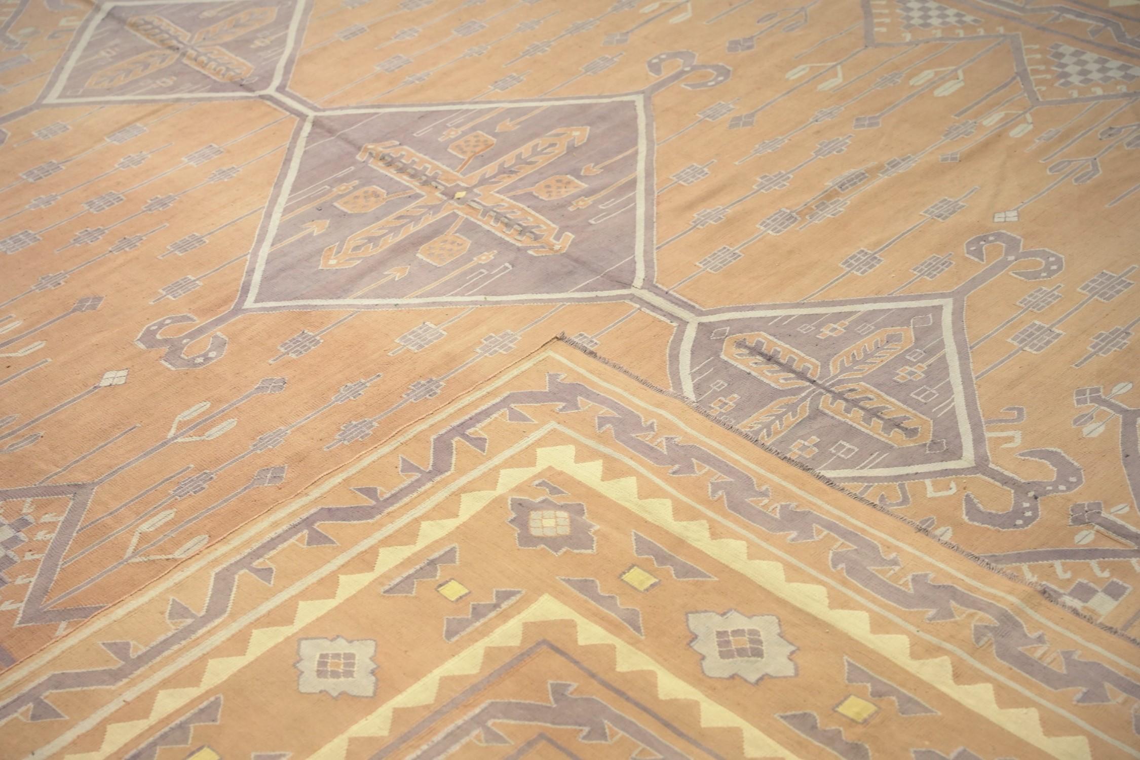Vintage Dhurrie-Teppich in Brown mit mauvefarbenen geometrischen Mustern, von Rug & Kilim im Zustand „Gut“ im Angebot in Long Island City, NY