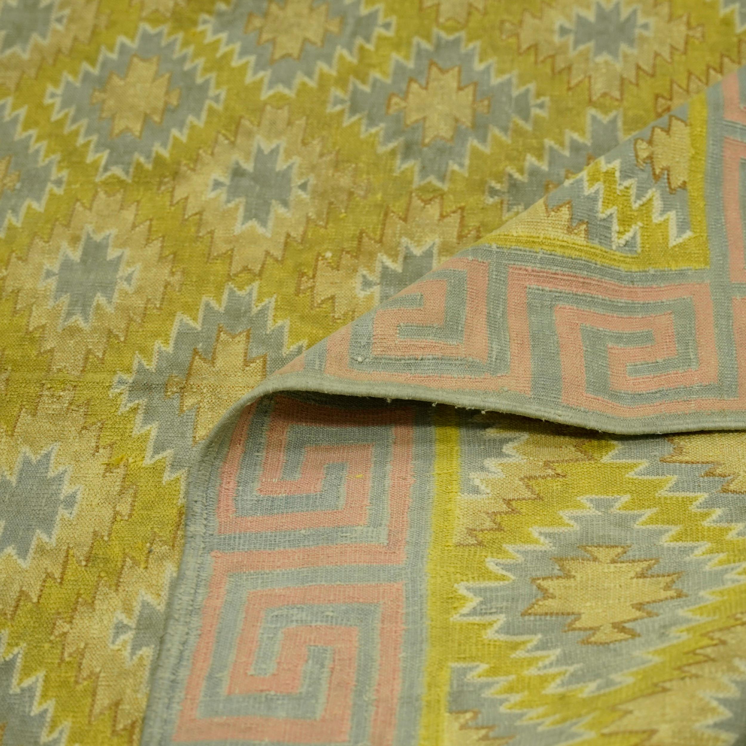 Vintage Dhurrie Rug in Green and Gray with Geometric Patterns  Rug & Kilim In Good Condition For Sale In Long Island City, NY