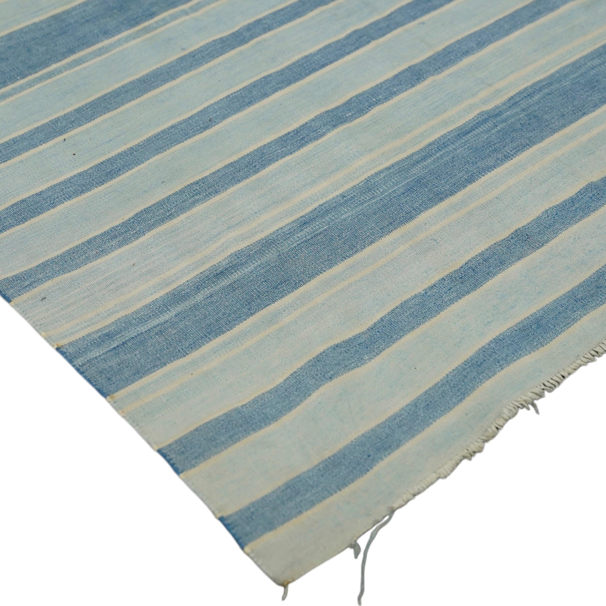 Alfombra Dhurrie Vintage con Rayas Azules y Grises  Rug & Kilim Indio en venta