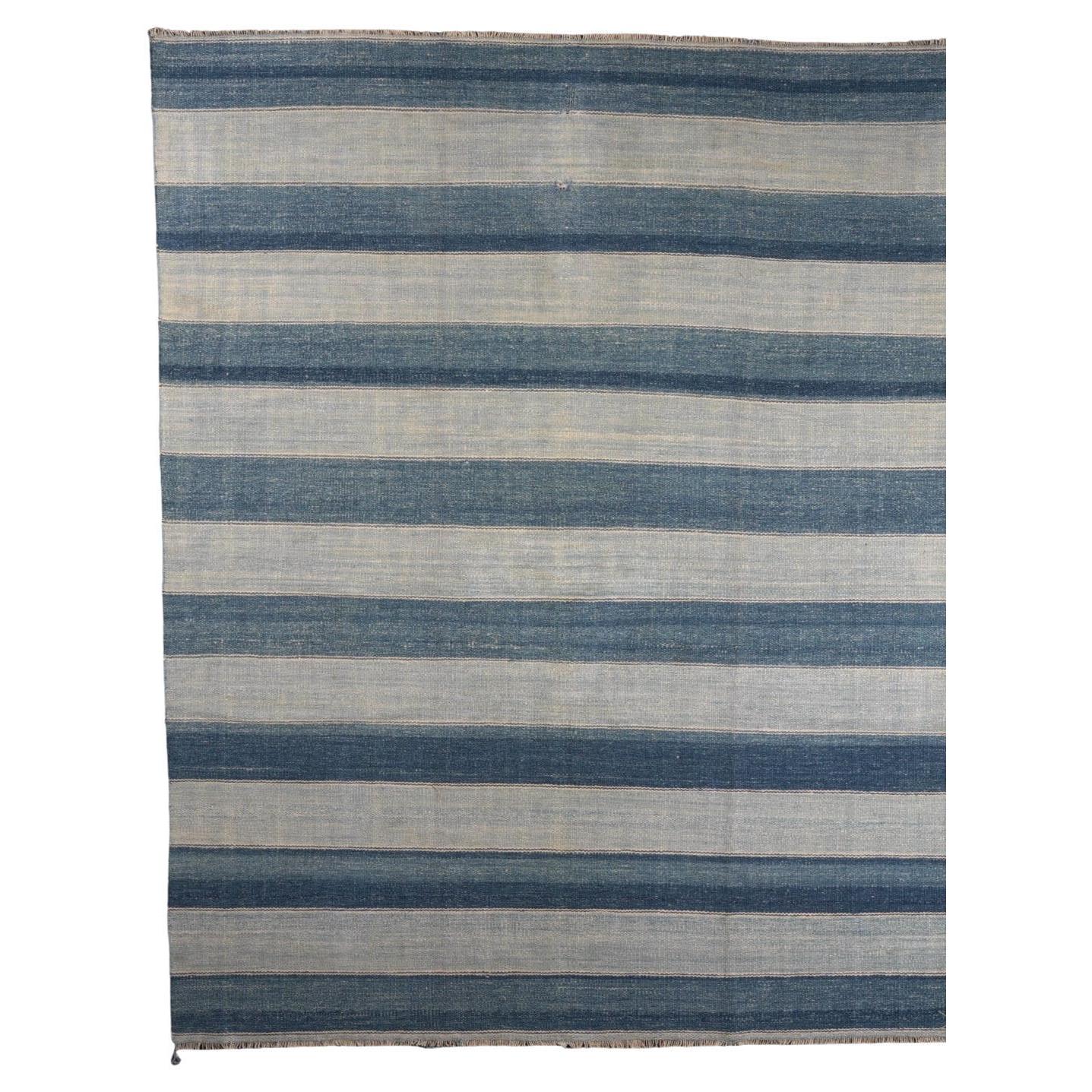 Vintage Dhurrie Vintage-Teppich, Dhurrie, mit blauen und silbernen Streifen, von Rug & Kilim im Angebot